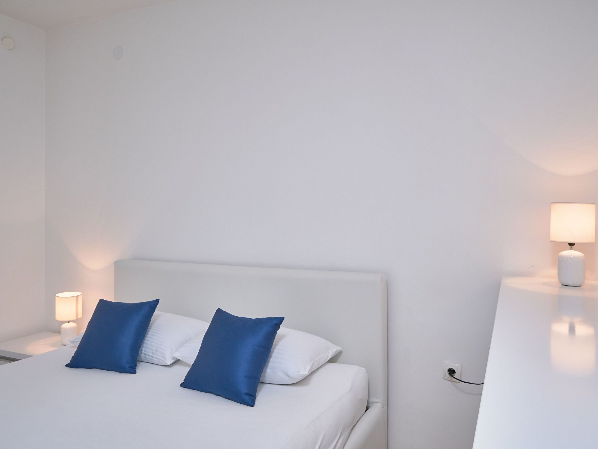 Andrea mit Stadtblick-Dedans