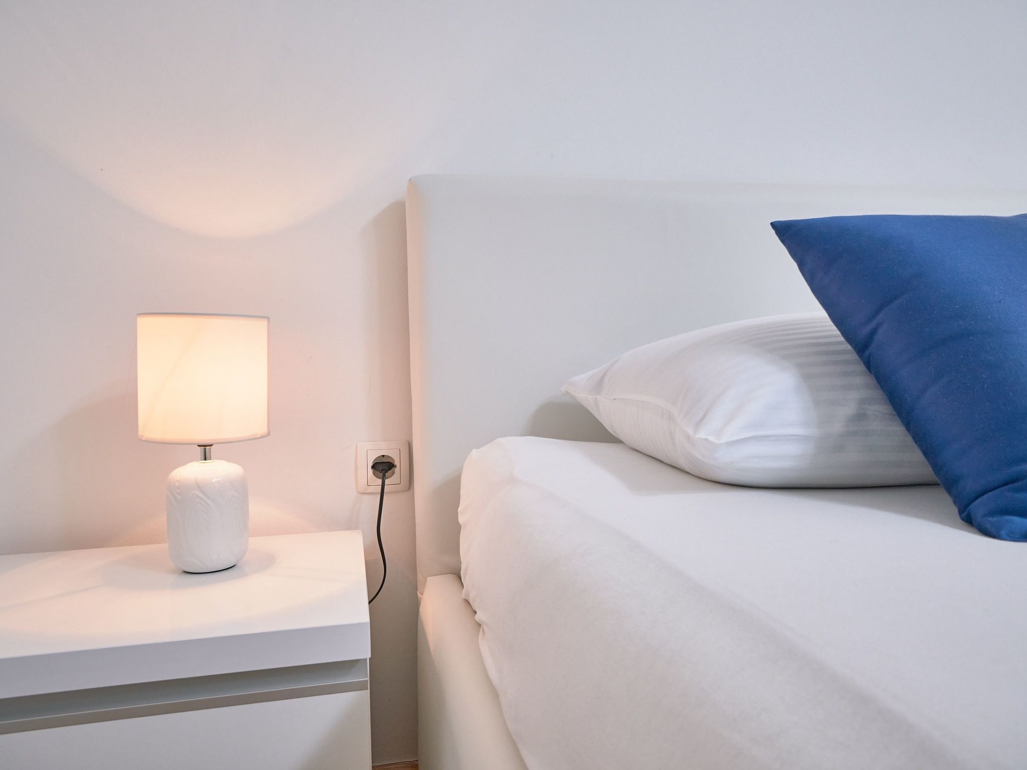 Andrea mit Stadtblick-Dedans