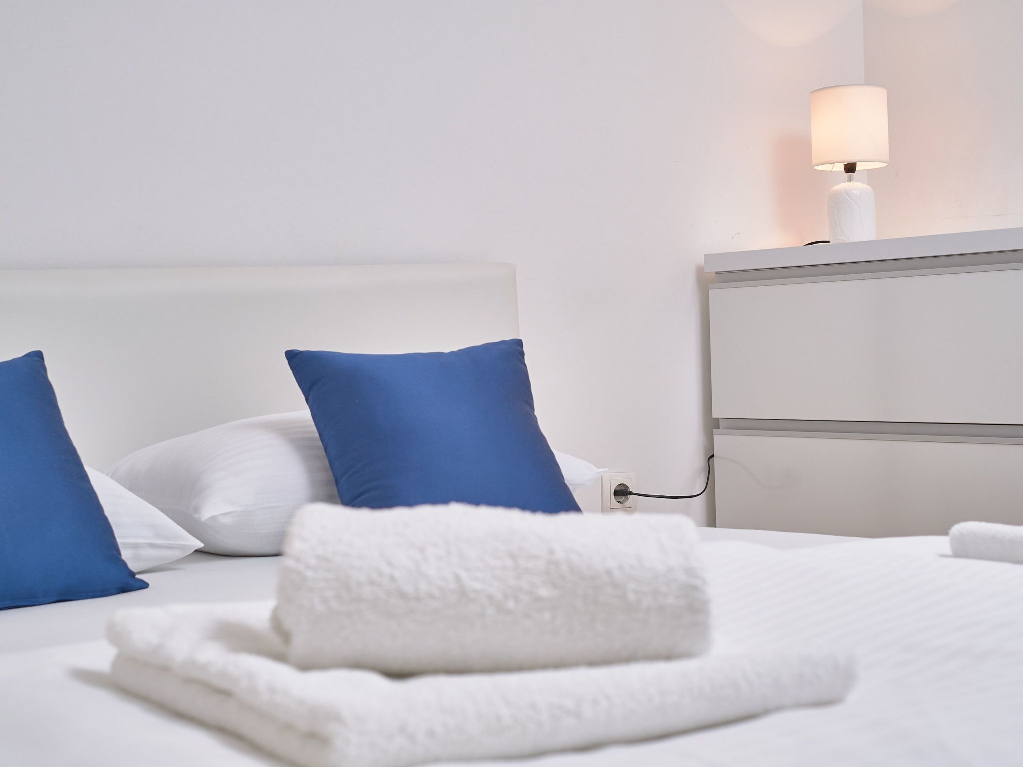 Andrea mit Stadtblick-Dedans