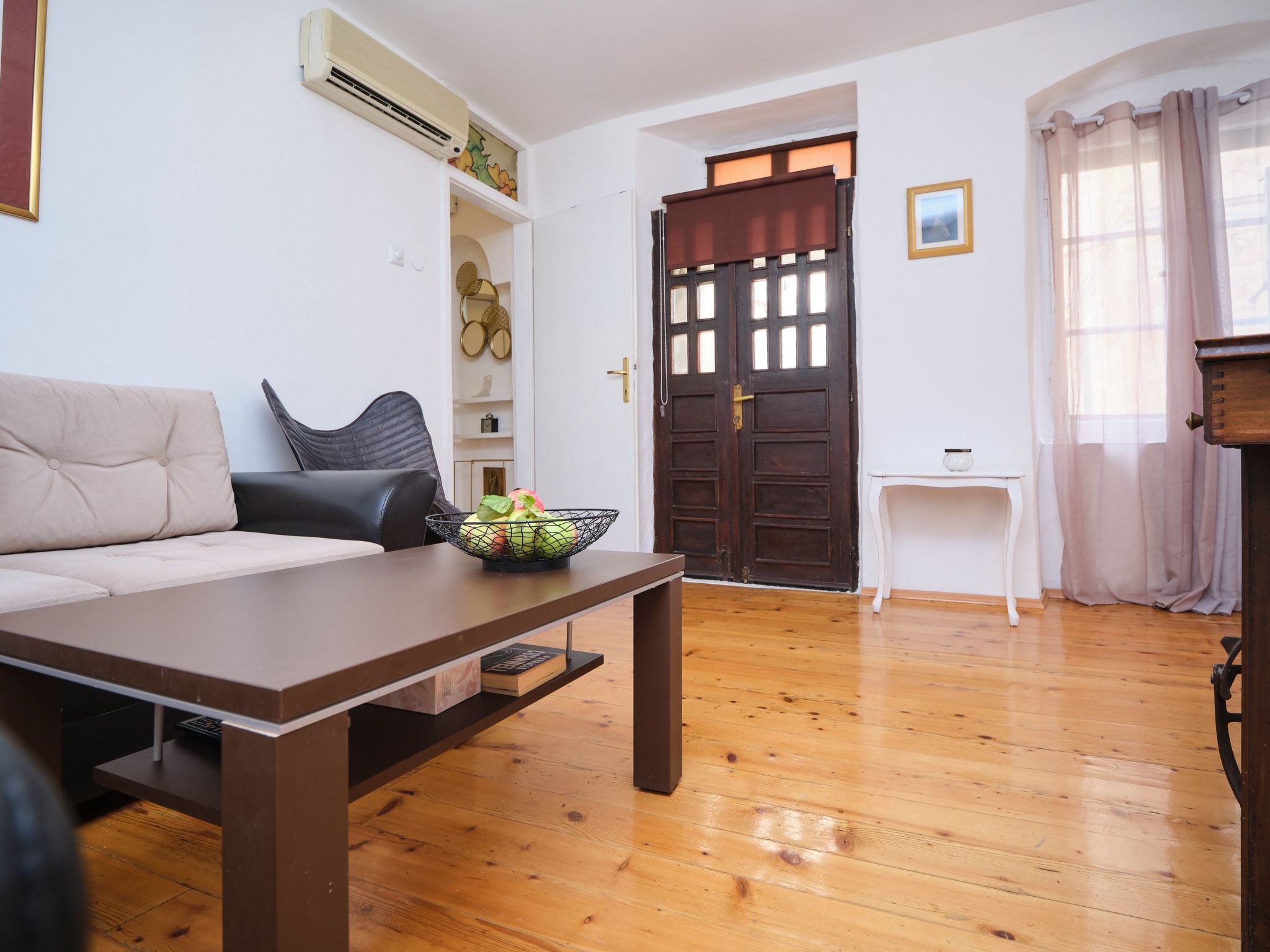 Wohnung Galeriana Palace bei Litto-Drinnen