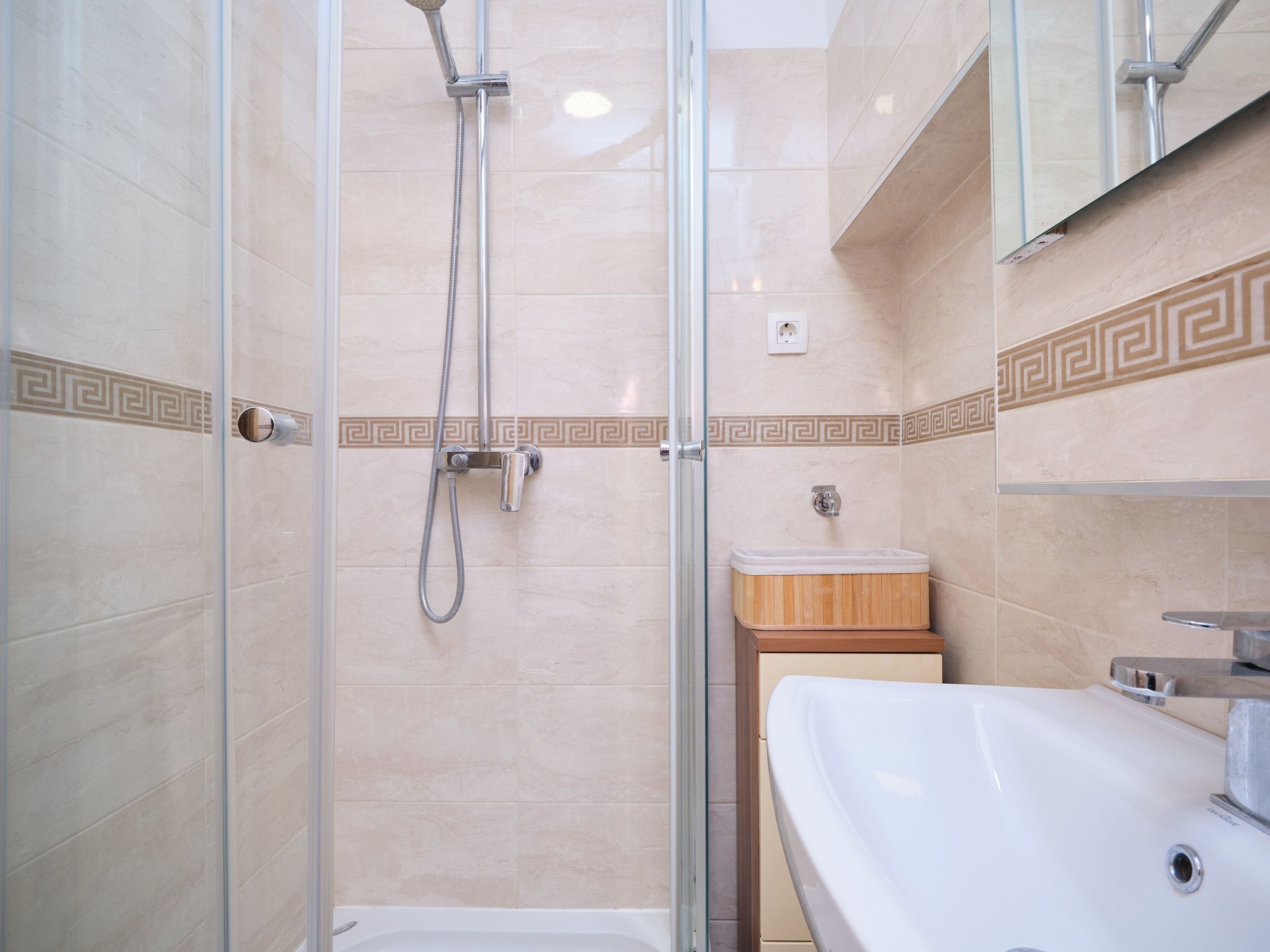 Wohnung Galeriana Palace bei Litto-Drinnen