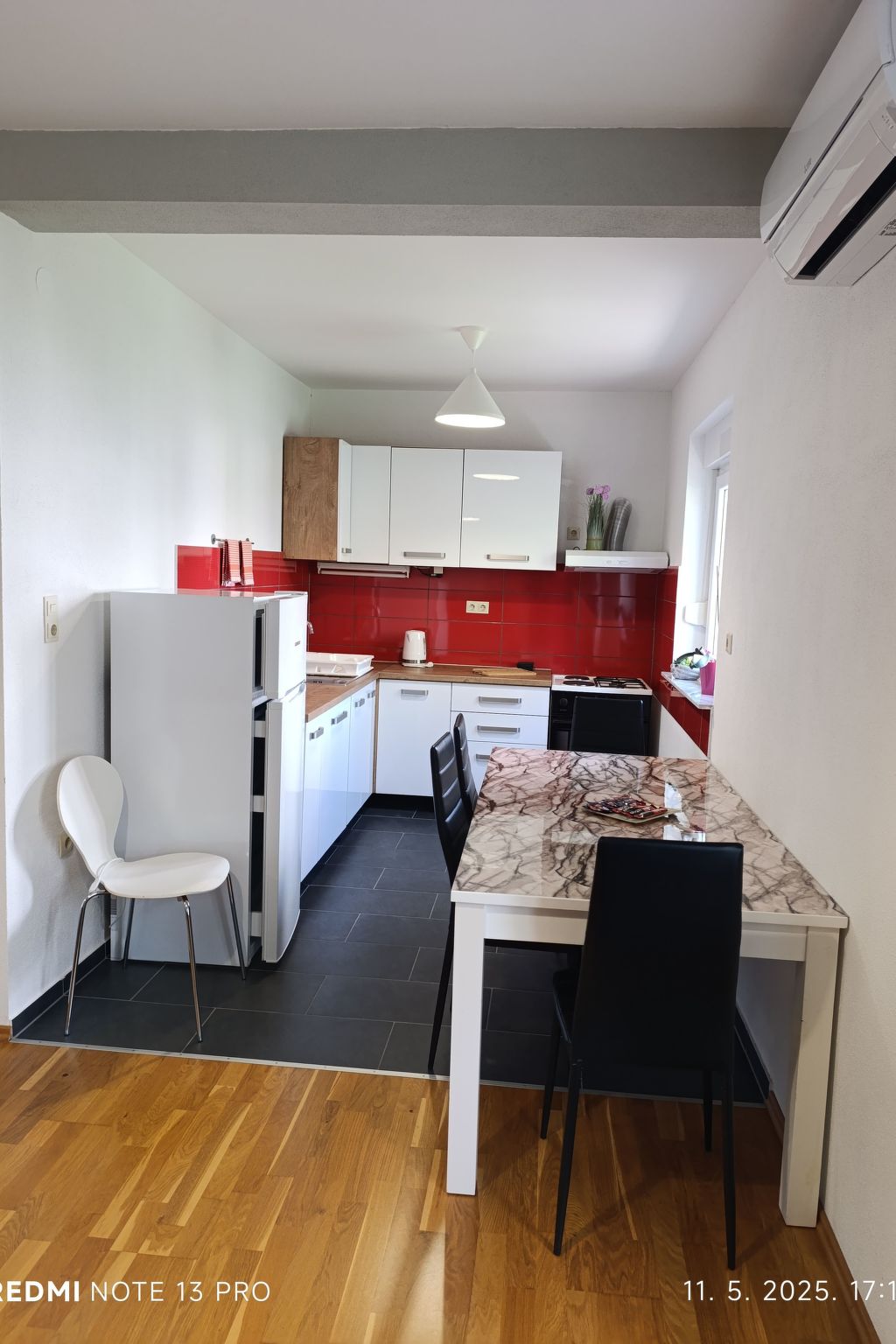 Apartment mit Terrasse-Dedans