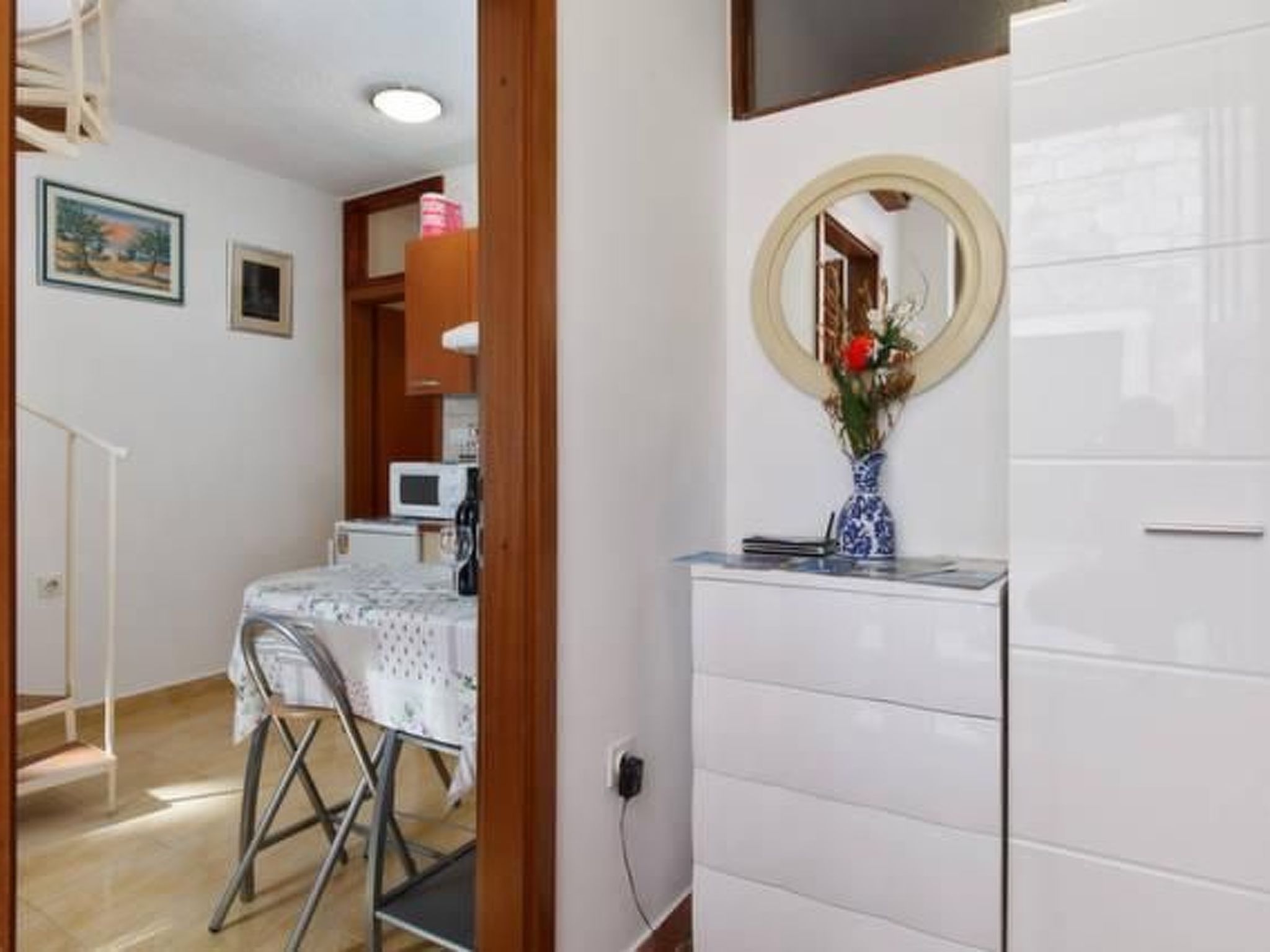 In der Nähe des Diokletian-Palastes-Drinnen