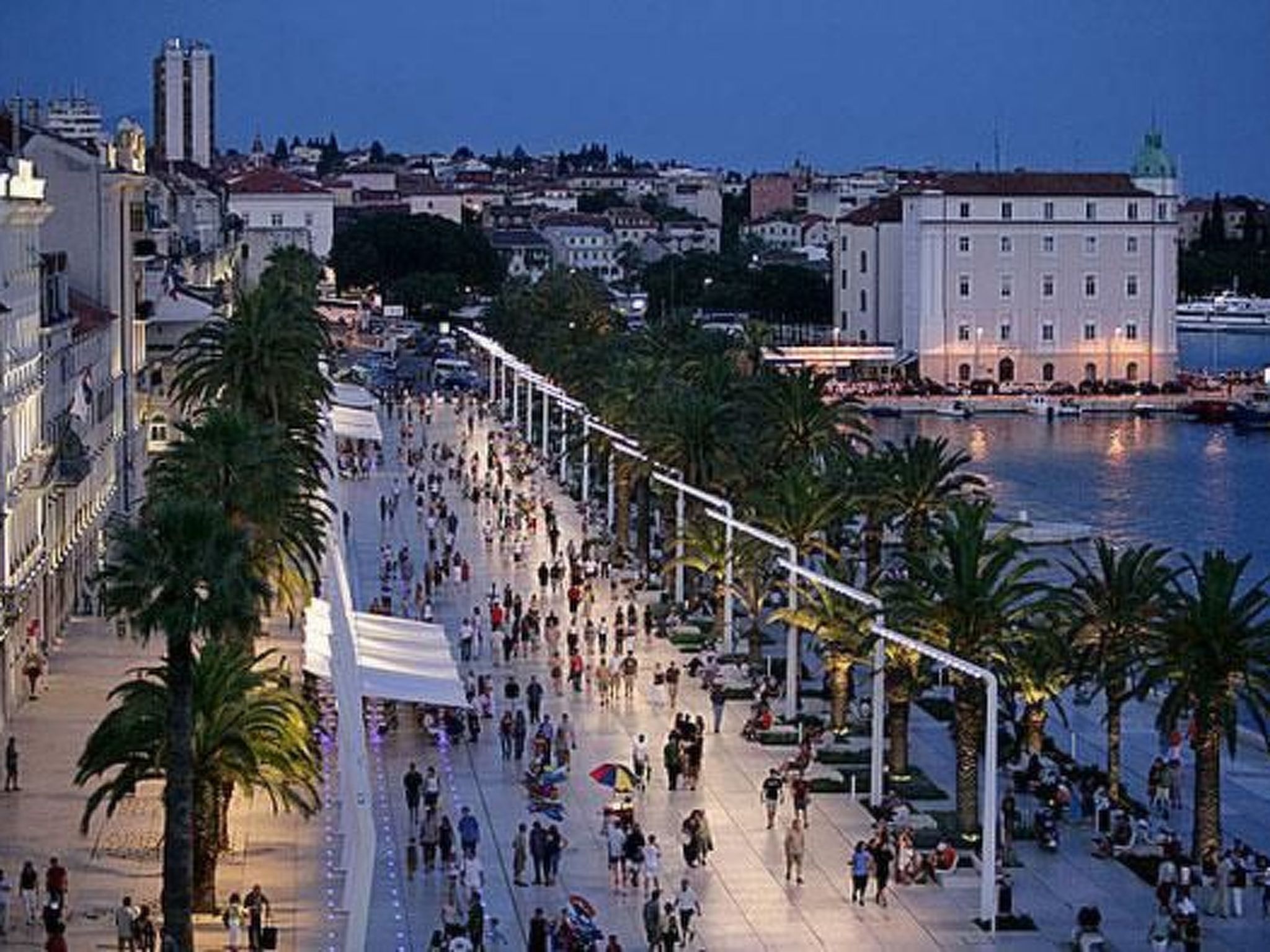 Studio im Erdgeschoss, beim berühmten Znjan-Strand-Dedans