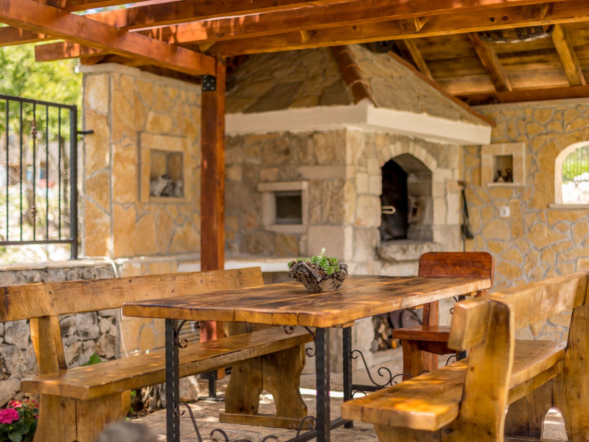 Villa Podrugovi Dvori mit Pool-Inside