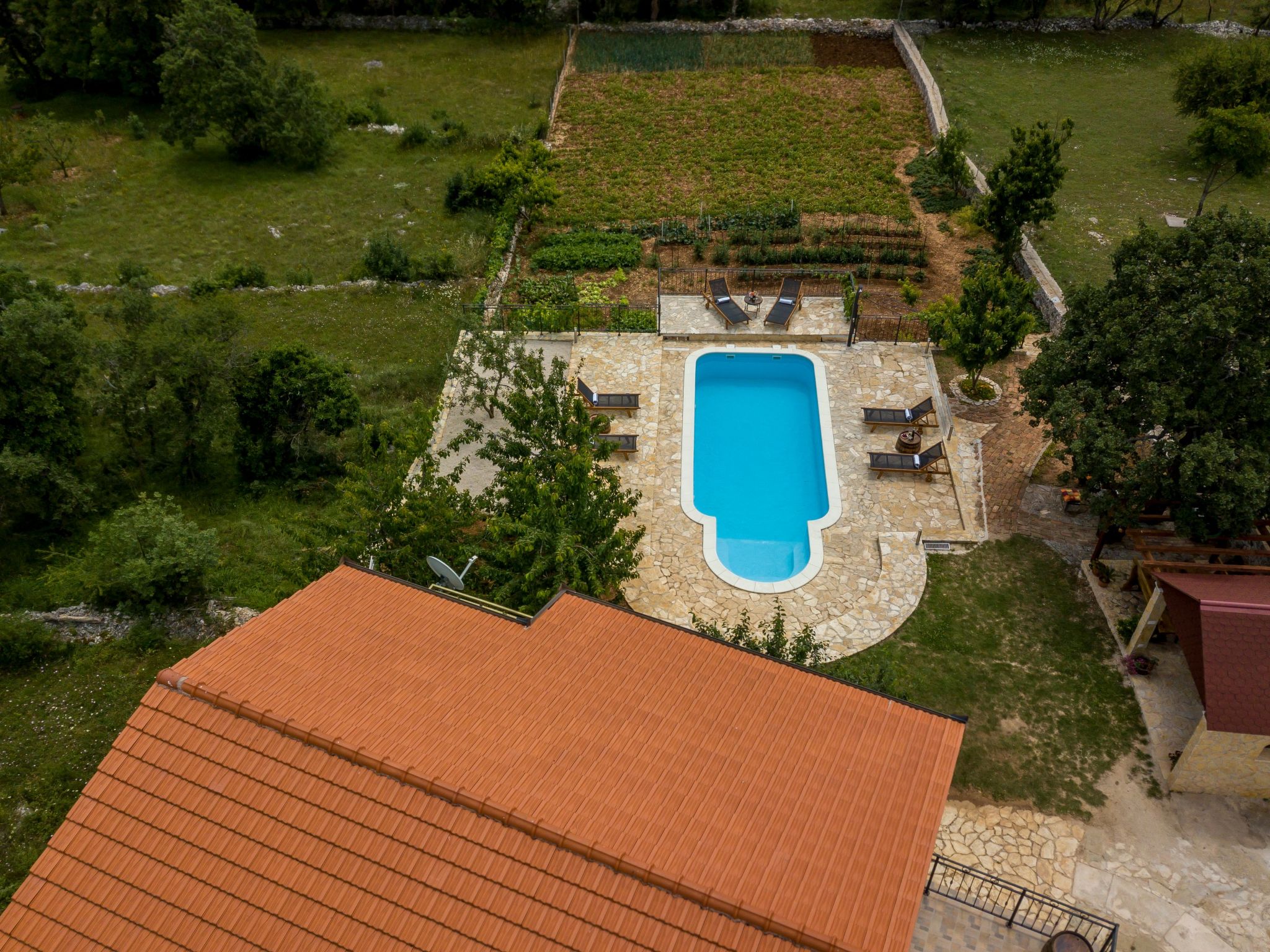 Villa Podrugovi Dvori mit Pool-Inside