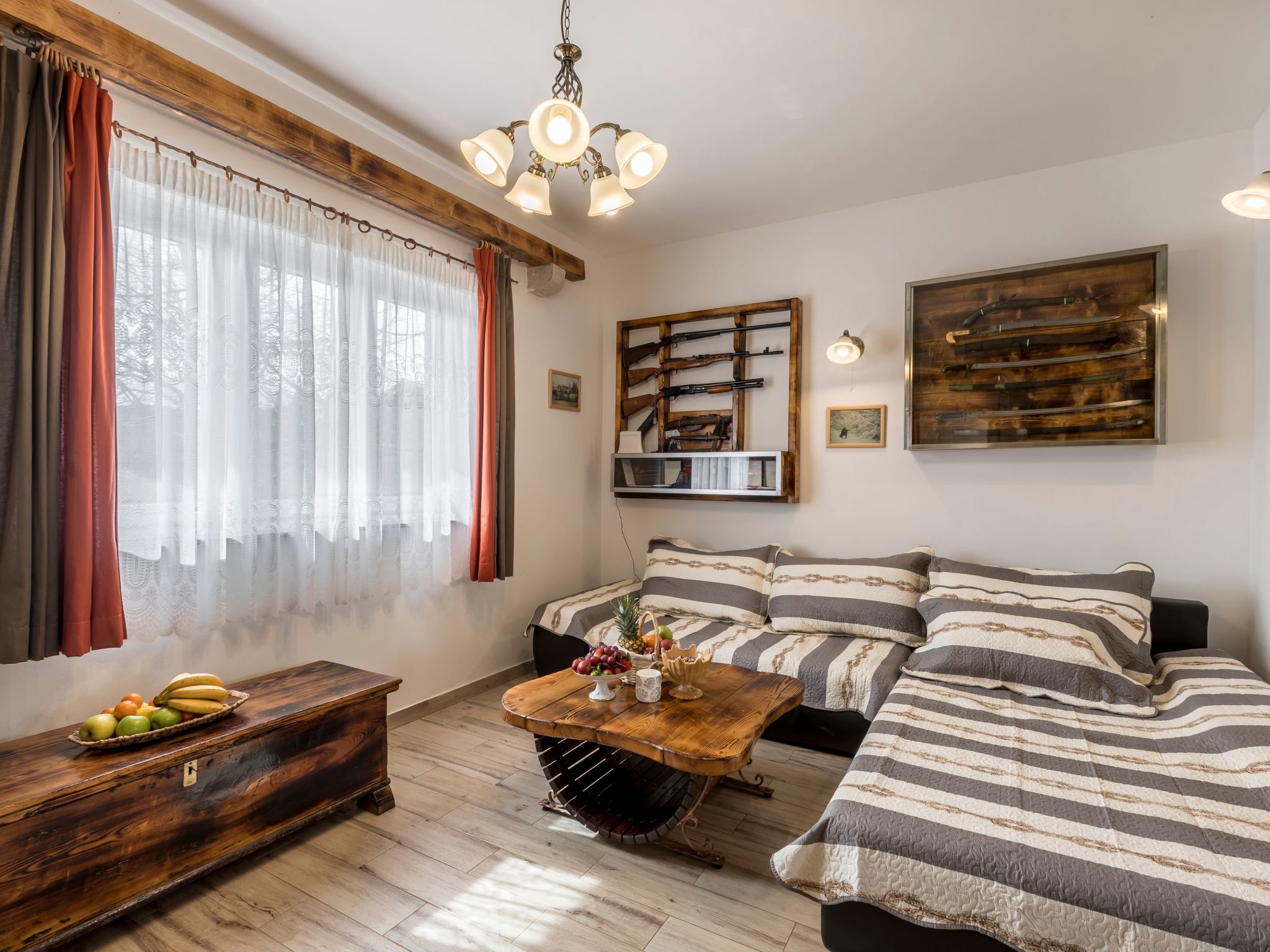 Villa Podrugovi Dvori mit Pool-Inside