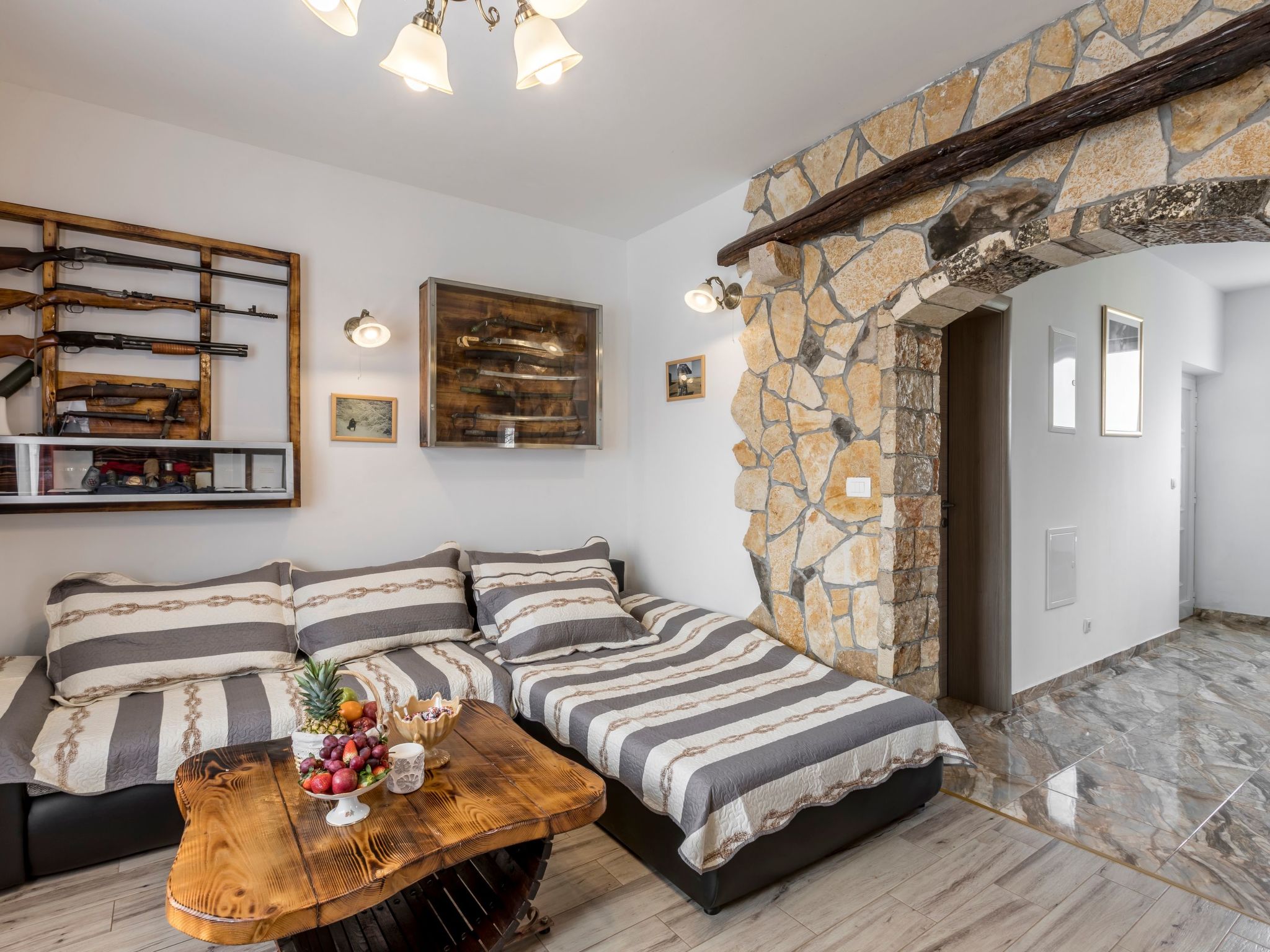 Villa Podrugovi Dvori mit Pool-Inside