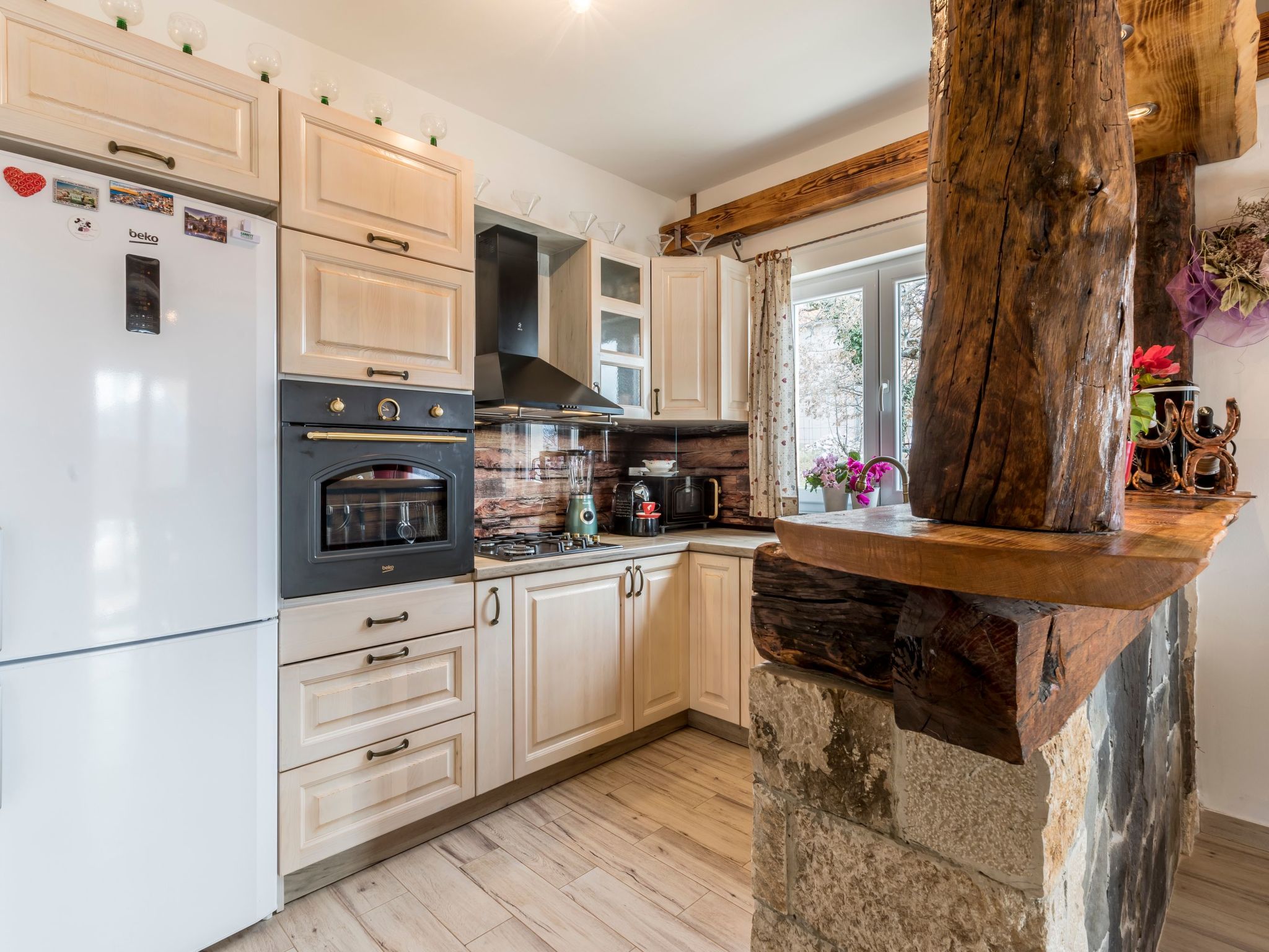 Villa Podrugovi Dvori mit Pool-Inside