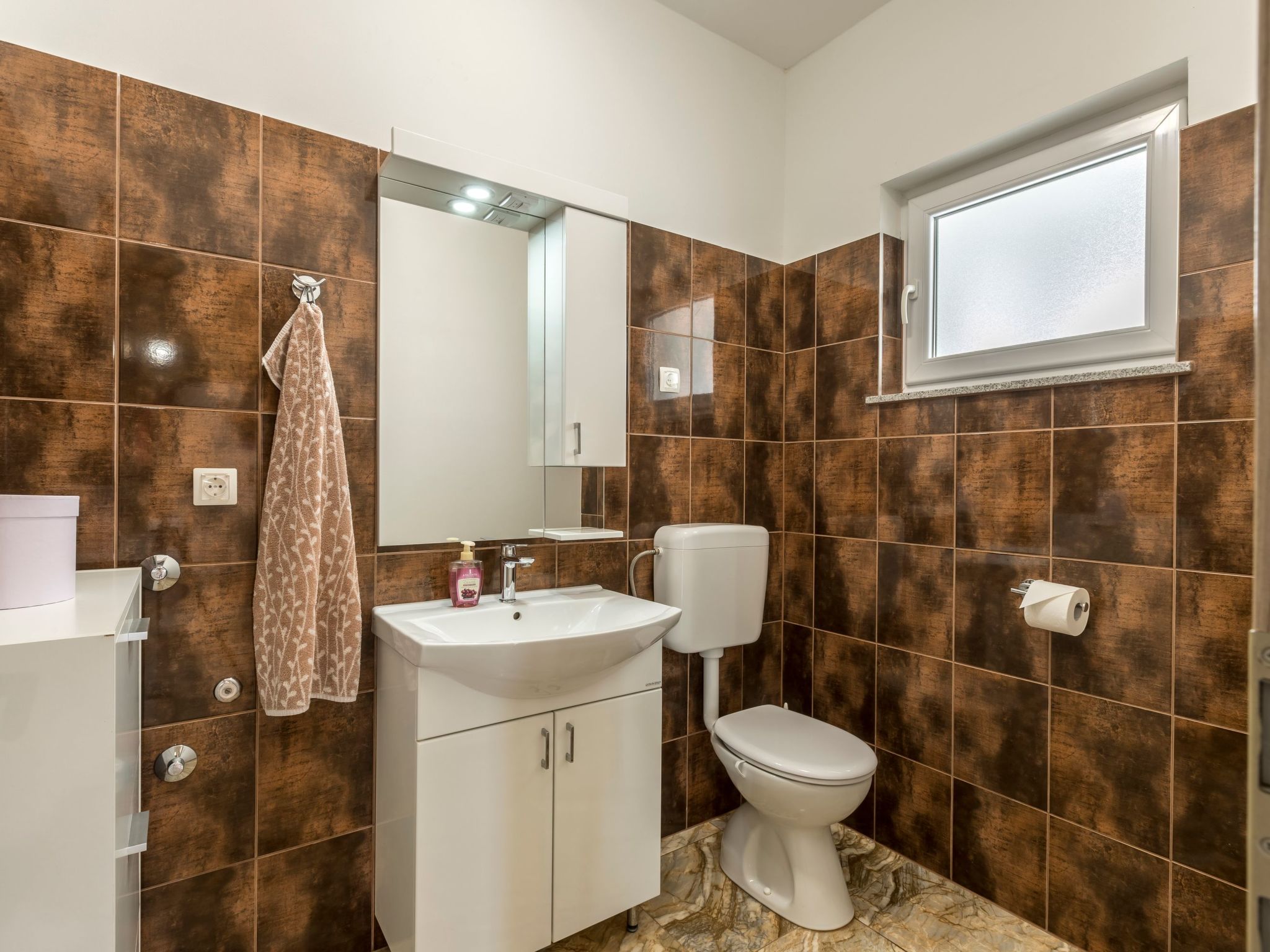 Villa Podrugovi Dvori mit Pool-Inside