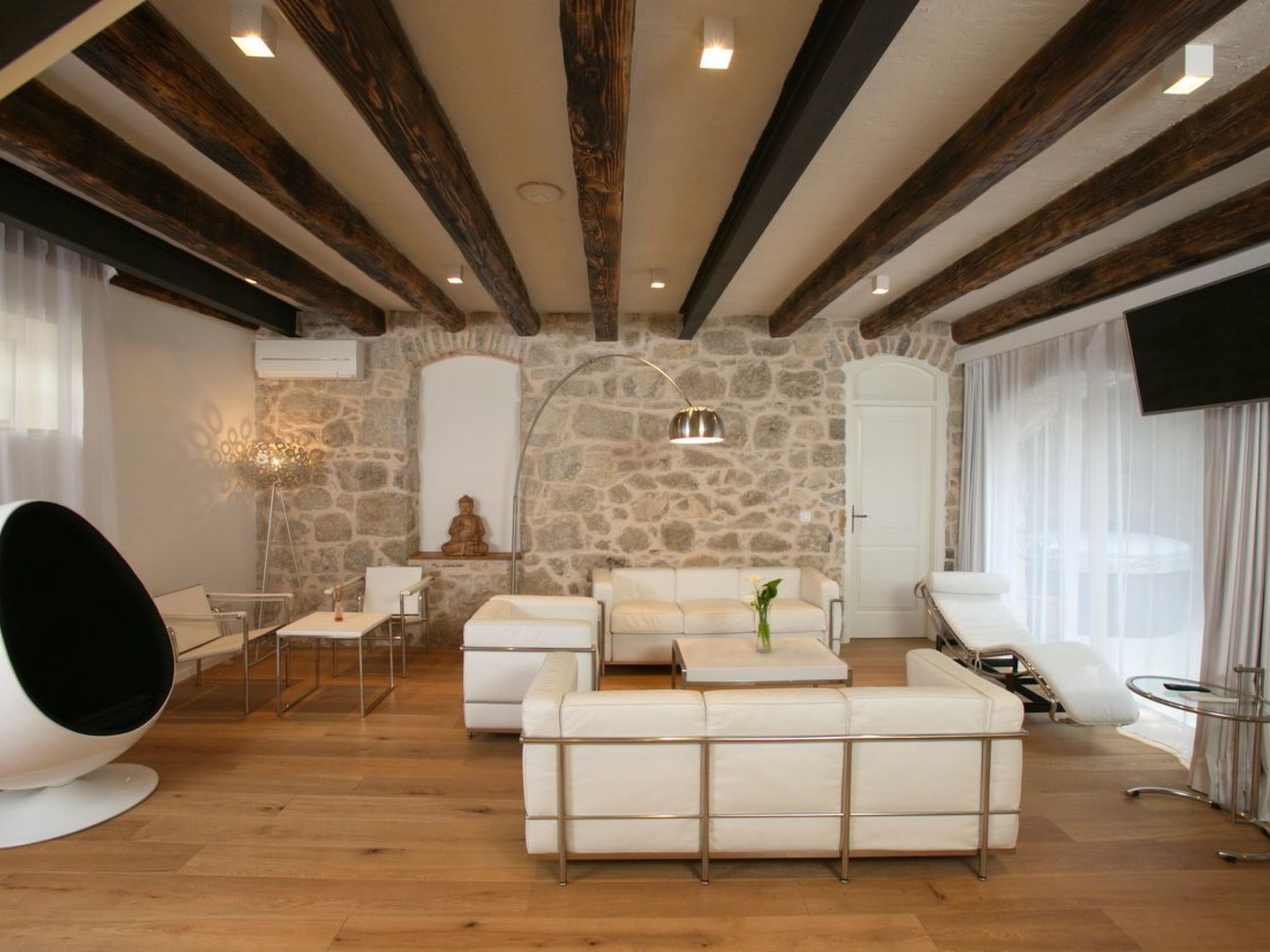 Mit Entspannung im Whirlpool