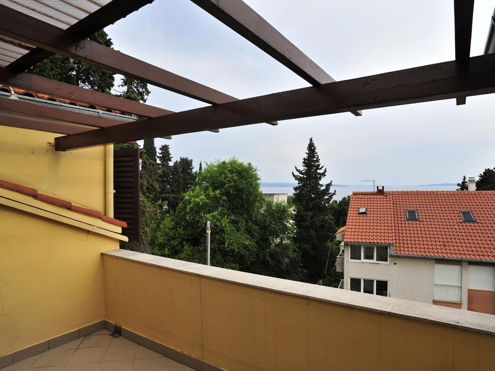 Ruhige Ferienwohnung mit herrlicher Aussicht-Drinnen