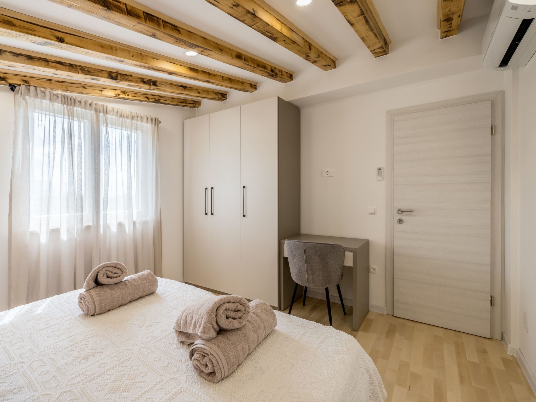 Villa Oasis privater Pool für bis zu 10 Personen-Binnen