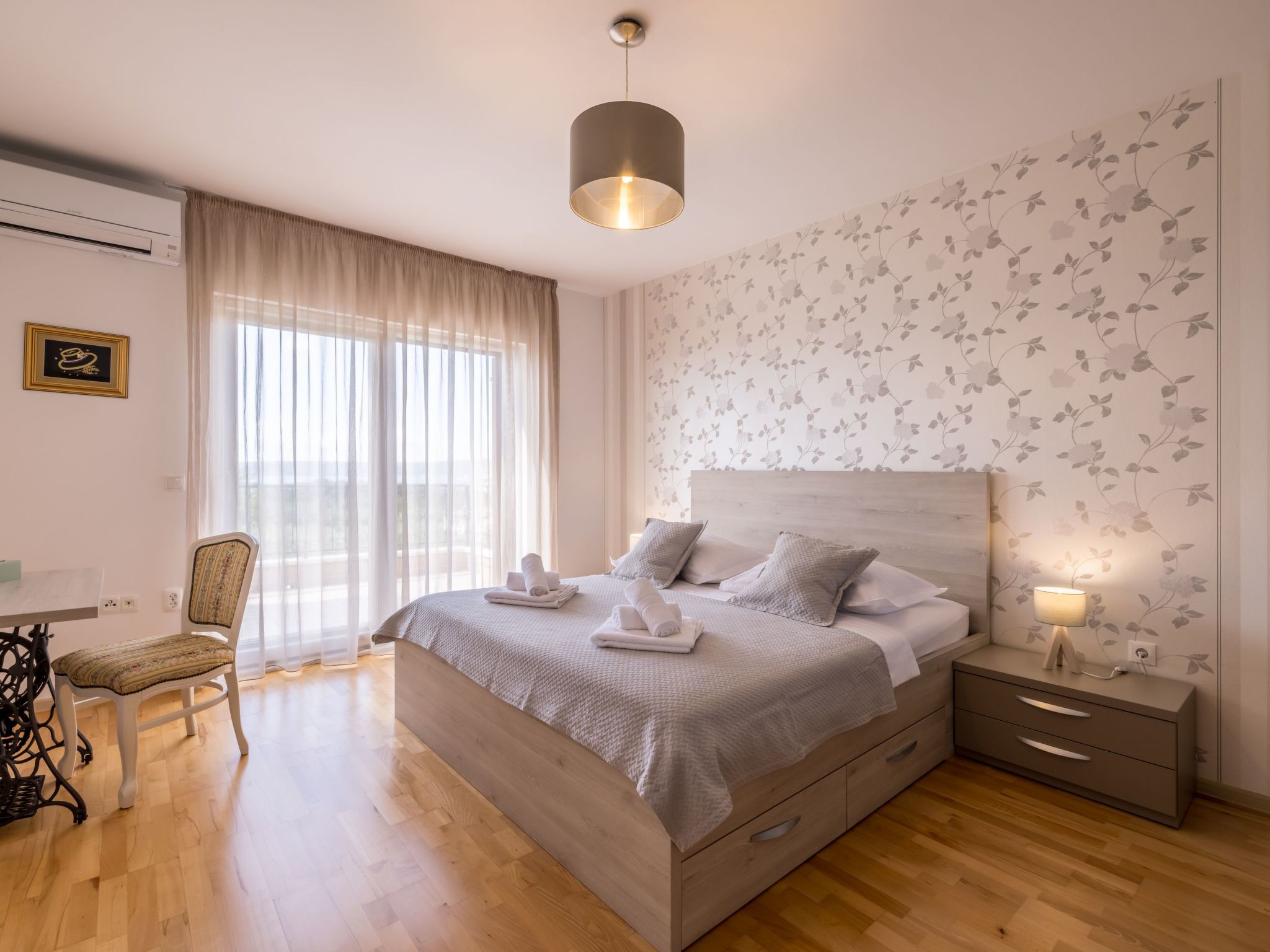 Villa Oasis privater Pool für bis zu 10 Personen-Binnen