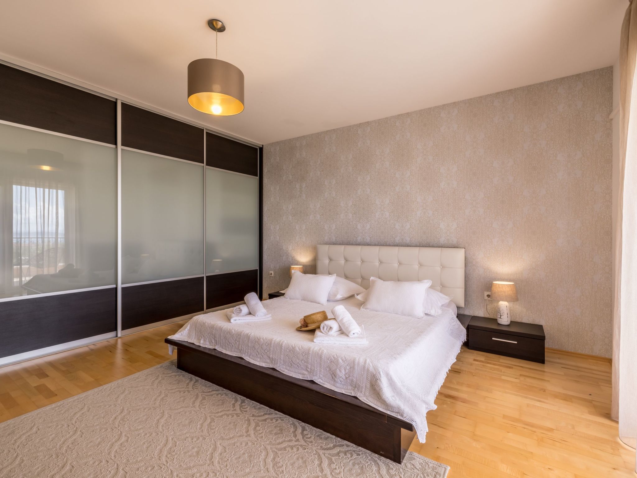 Villa Oasis privater Pool für bis zu 10 Personen-Binnen