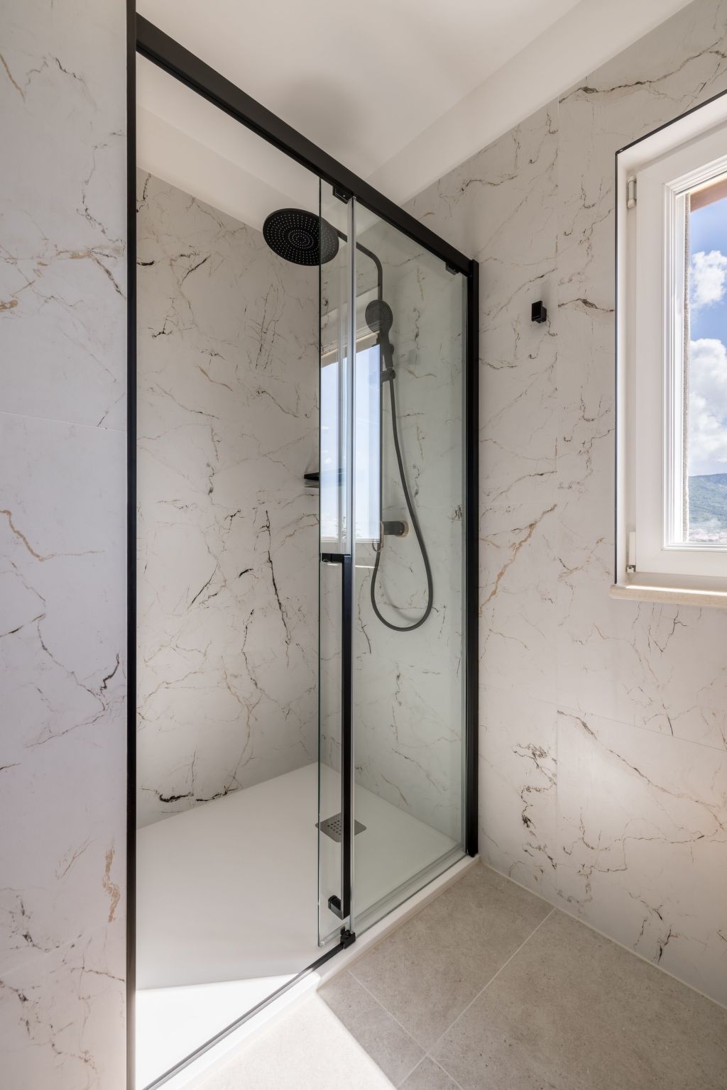 Villa Oasis privater Pool für bis zu 10 Personen-Binnen