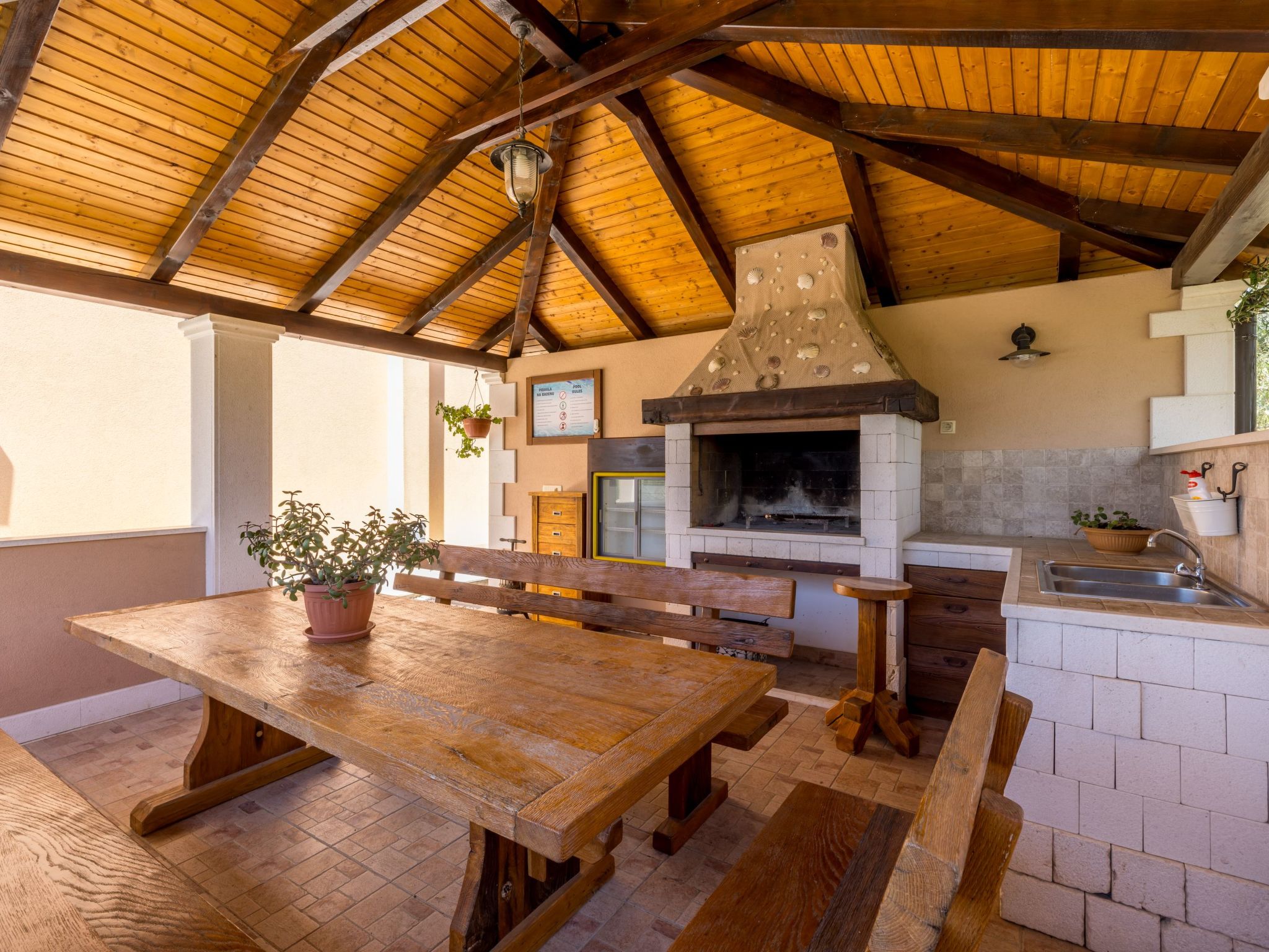 Villa Oasis privater Pool für bis zu 10 Personen-Binnen