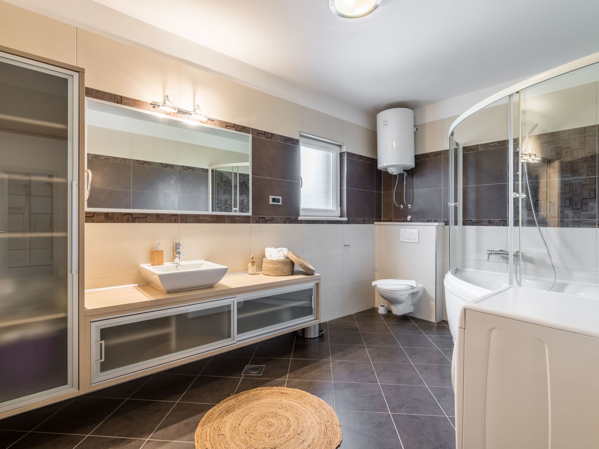 Villa Oasis privater Pool für bis zu 10 Personen-Binnen