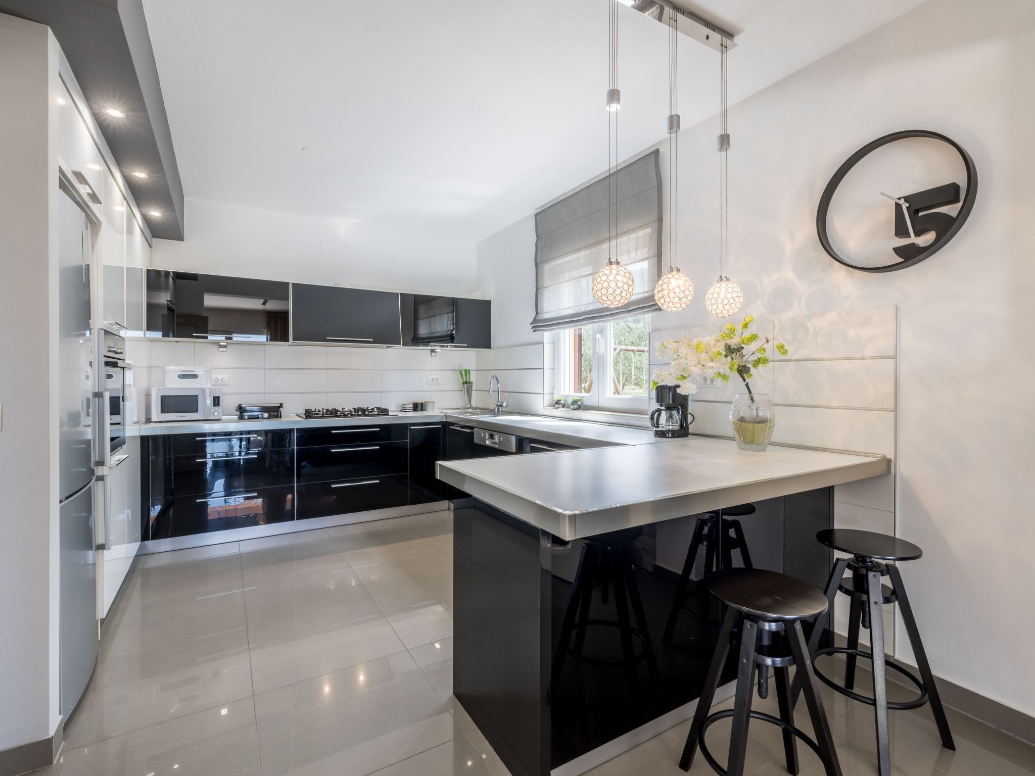 Villa Oasis privater Pool für bis zu 10 Personen-Binnen