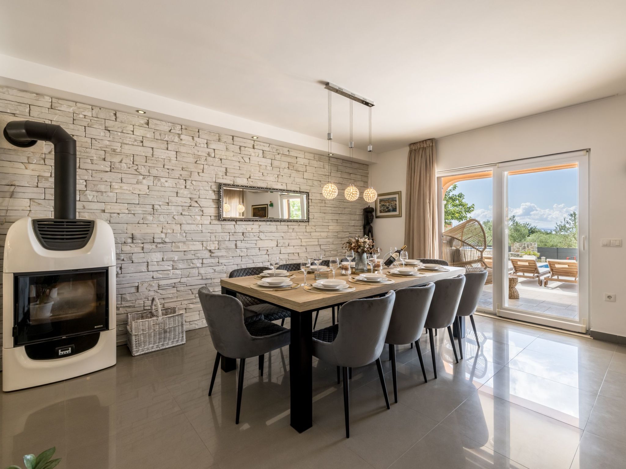 Villa Oasis privater Pool für bis zu 10 Personen-Binnen