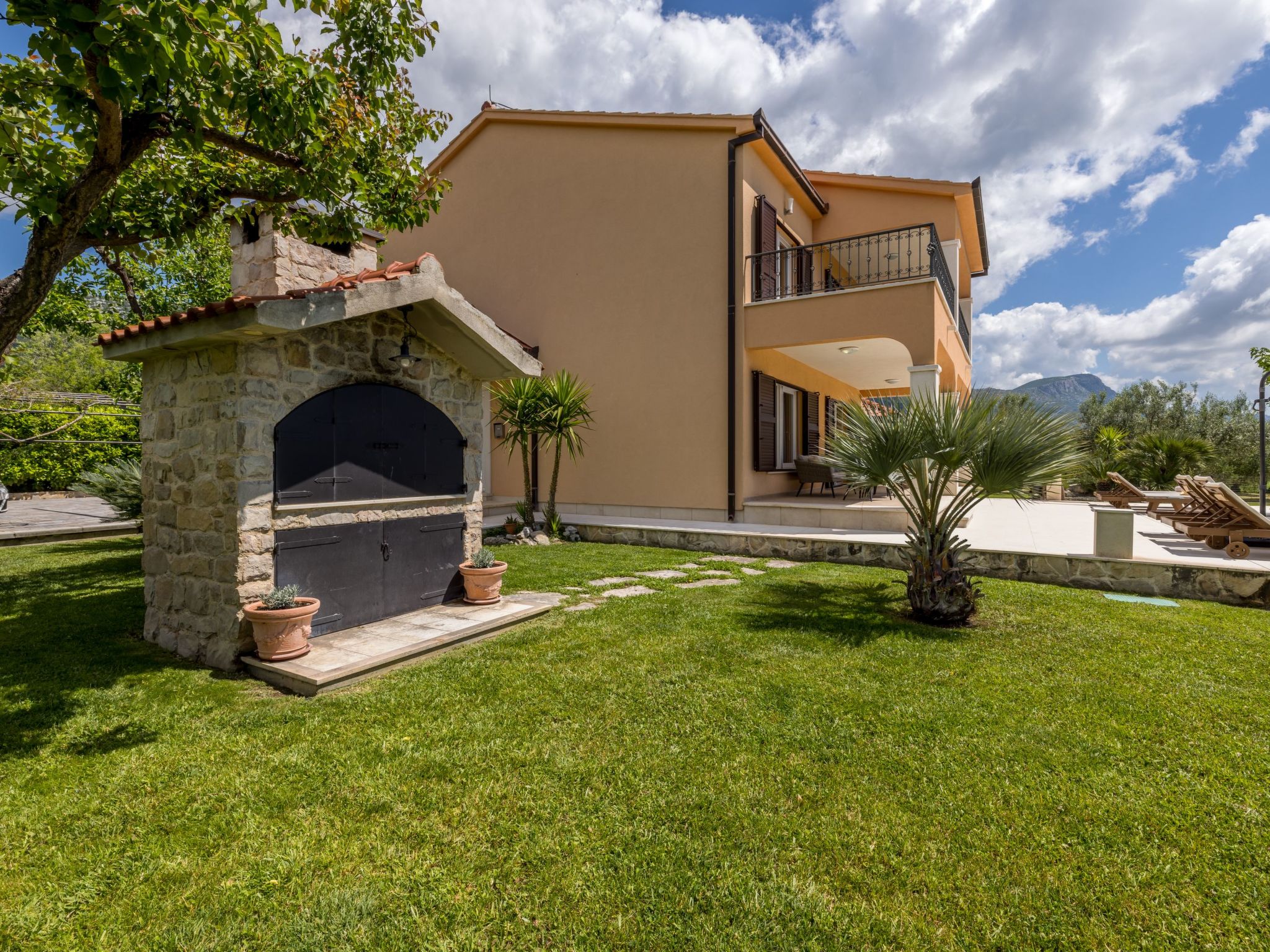 Villa Oasis privater Pool für bis zu 10 Personen-Binnen