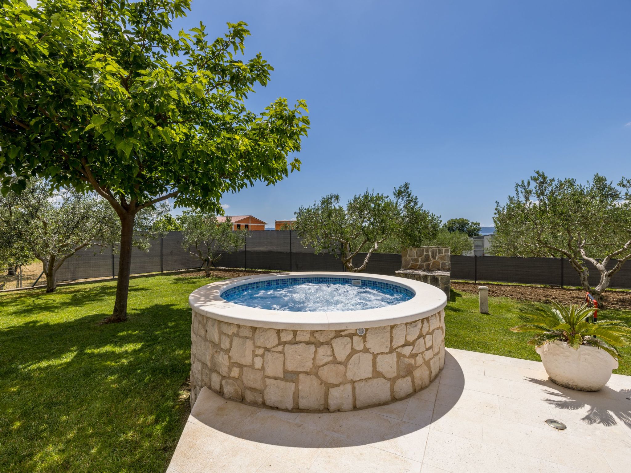 Villa Oasis privater Pool für bis zu 10 Personen-Binnen