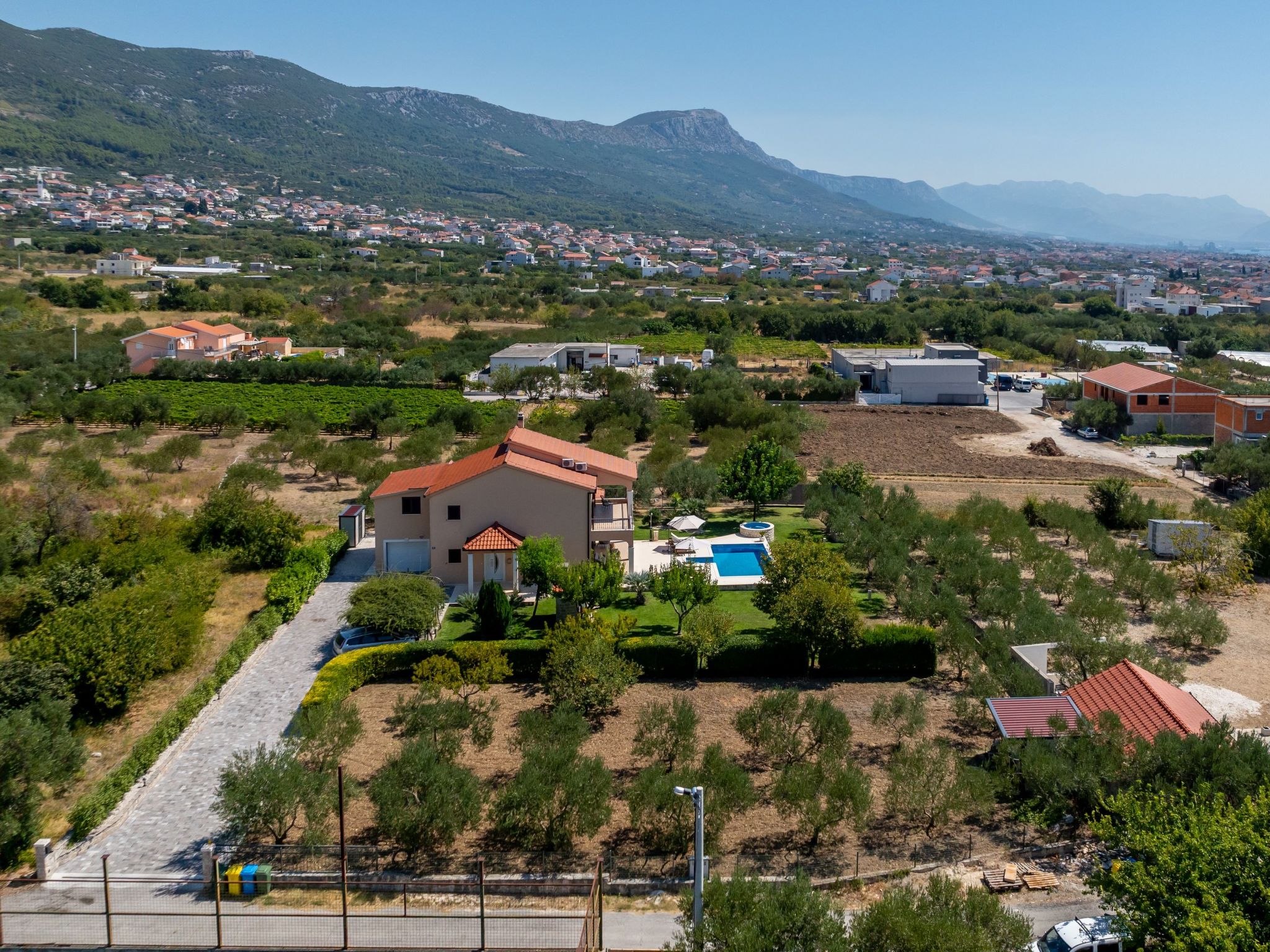 Villa Oasis privater Pool für bis zu 10 Personen-Binnen