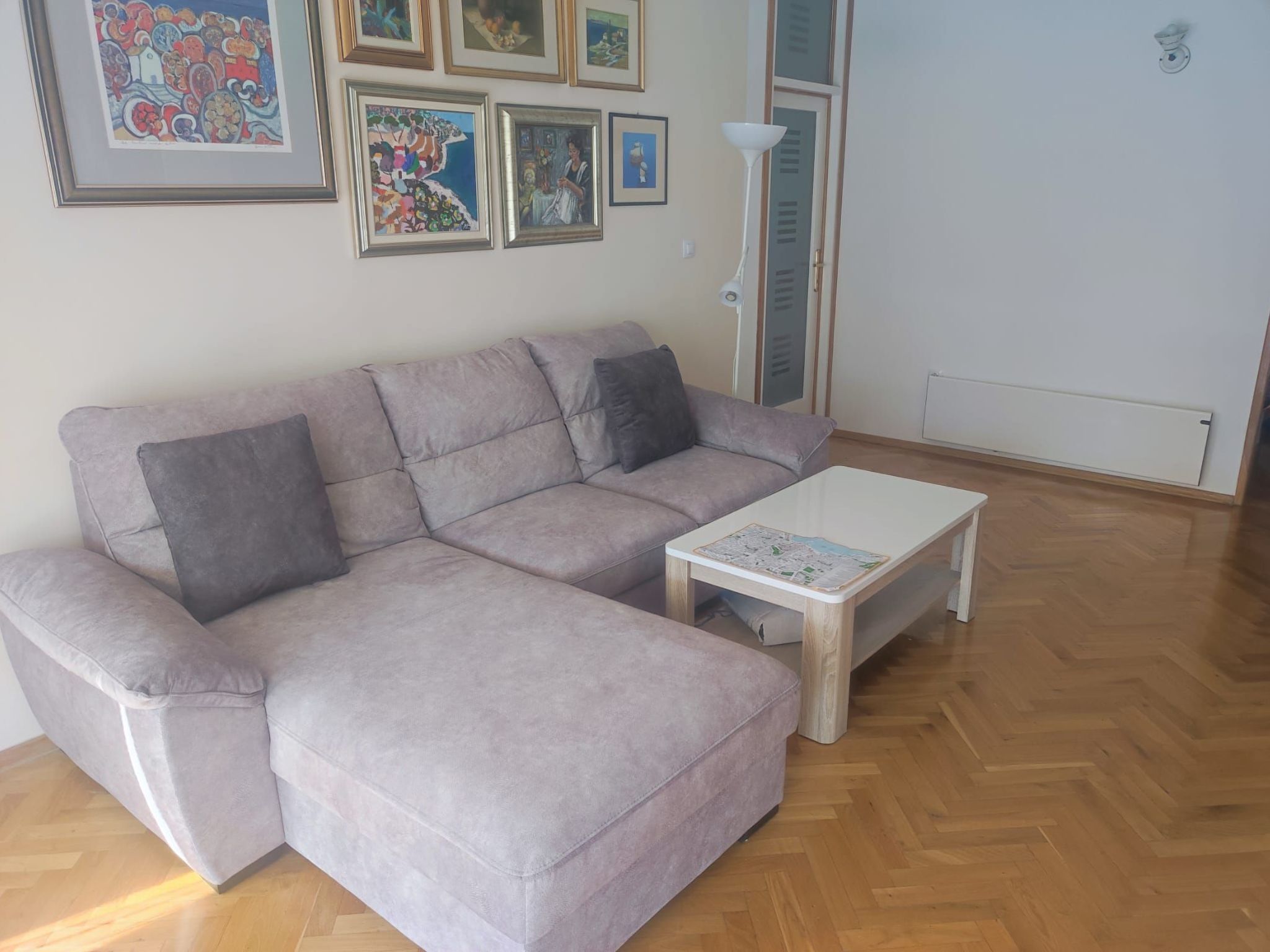 Appartement in Varoš mit Möbliertem Balkon, Stara gradska vijećnica-Nähe und Me - Image-tags.info