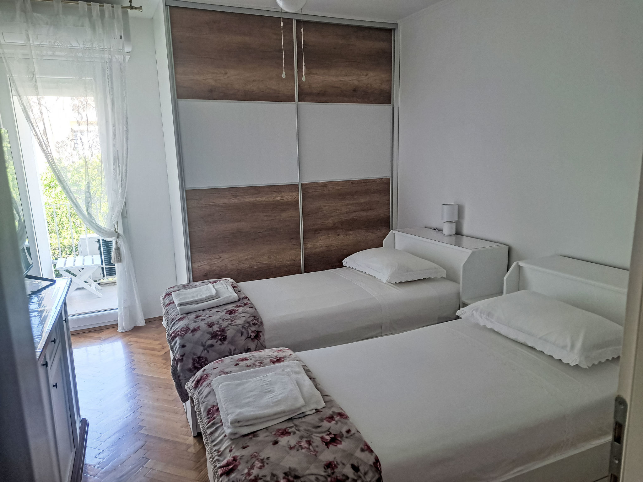 Appartement in Varoš mit Möbliertem Balkon, Stara gradska vijećnica-Nähe und Me