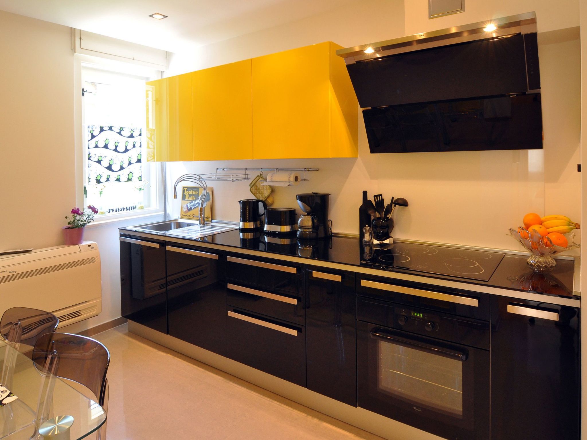 Direkt am Meer, nur einen Steinwurf von den Stränden mit Meerblick entfernt-Binnen