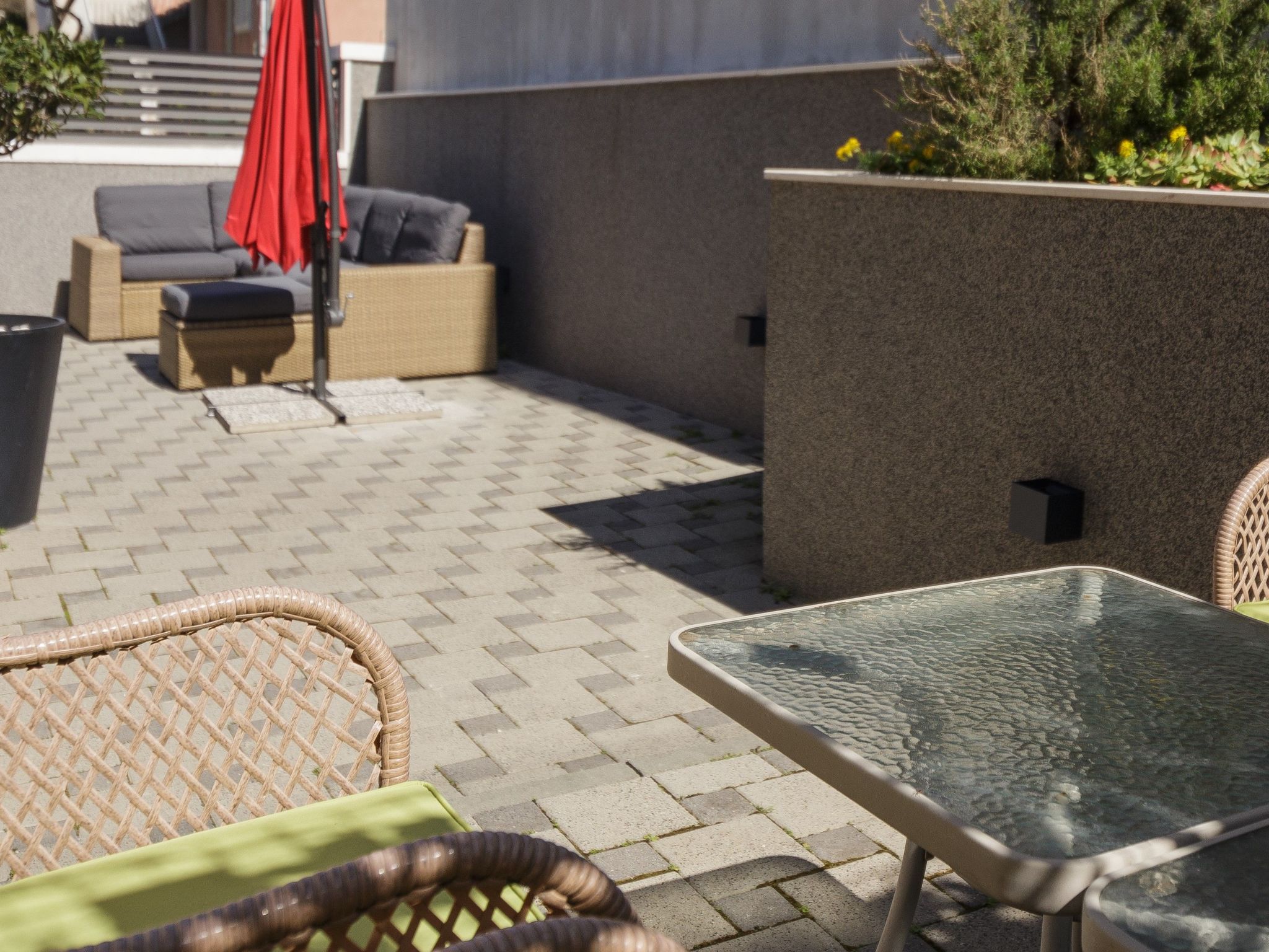 Ruhige Ferienwohnung mit Veranda und Garten-Image-tags.info