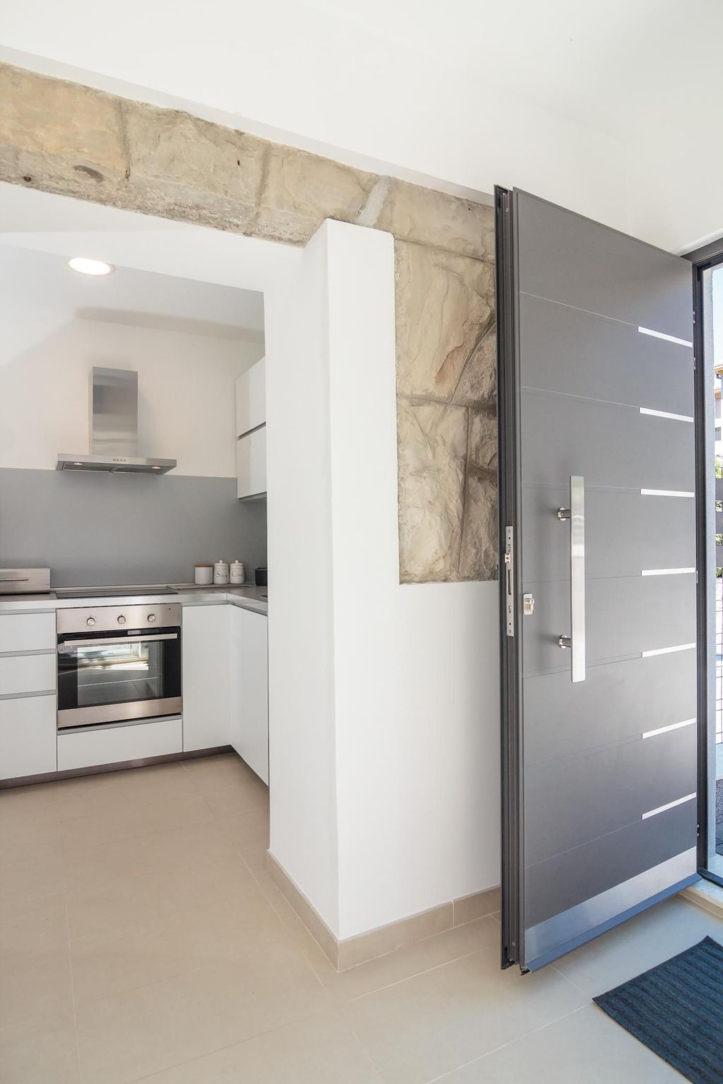 Ruhige Ferienwohnung mit Veranda und Garten-Image-tags.info