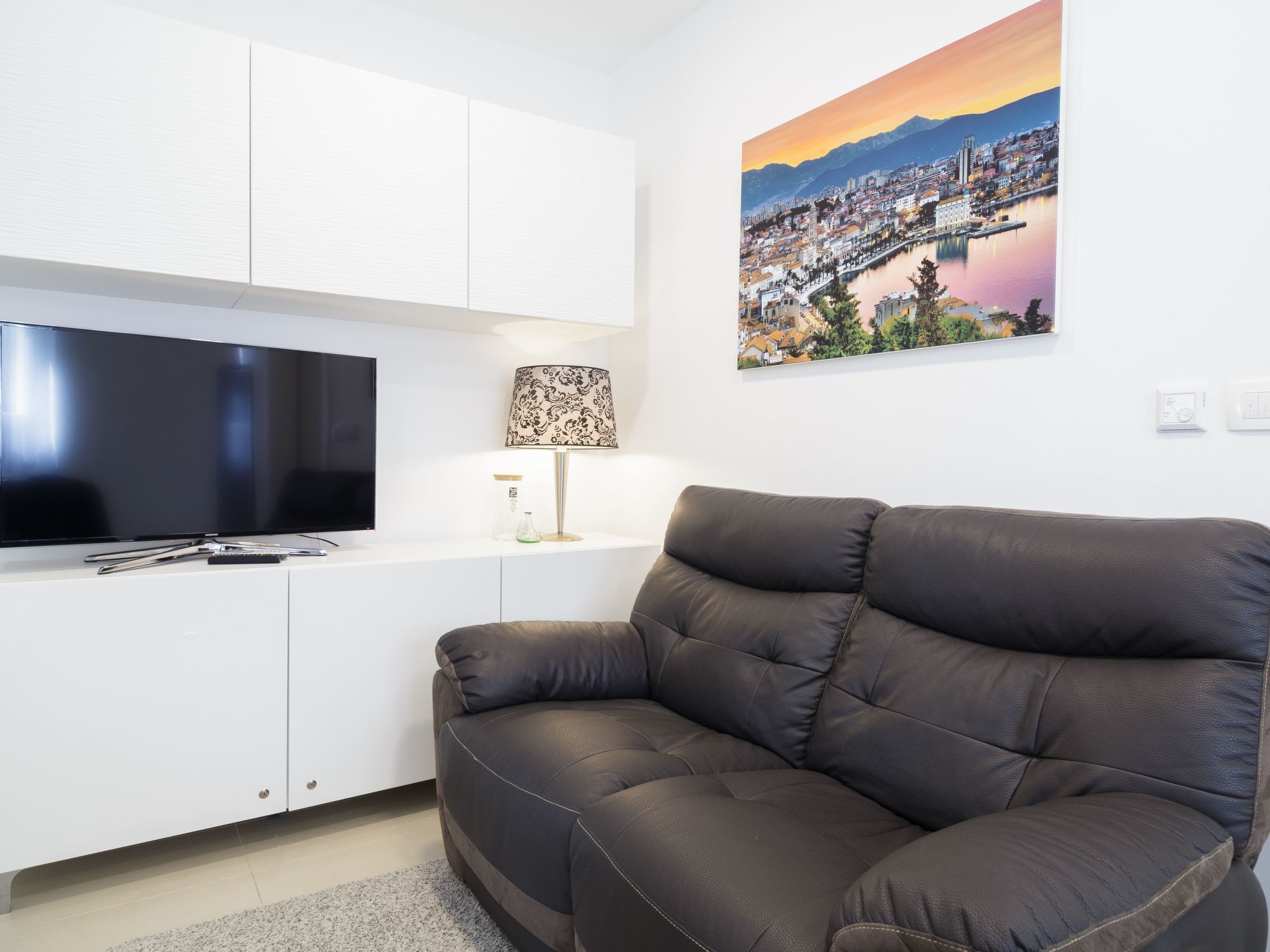 Ruhige Ferienwohnung mit Veranda und Garten-Image-tags.info