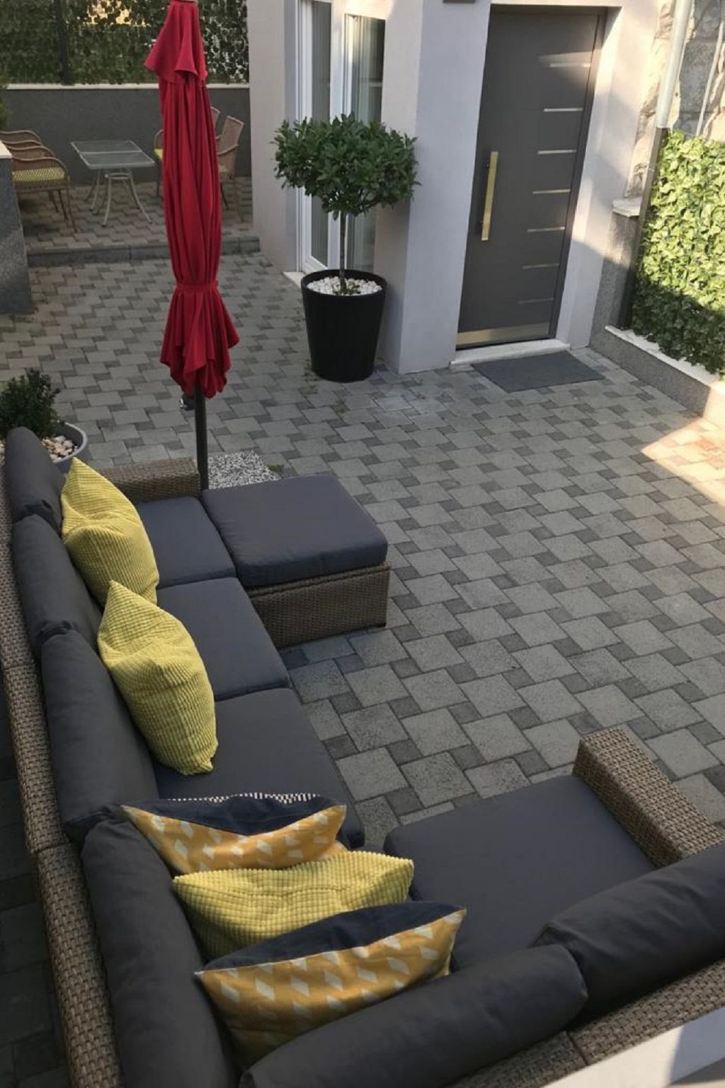 Ruhige Ferienwohnung mit Veranda und Garten-Image-tags.info