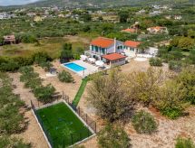 Villa Summertime