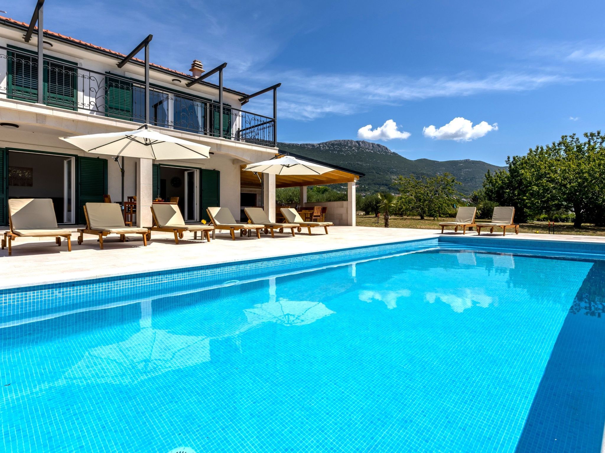 Villa Summertime-Binnen