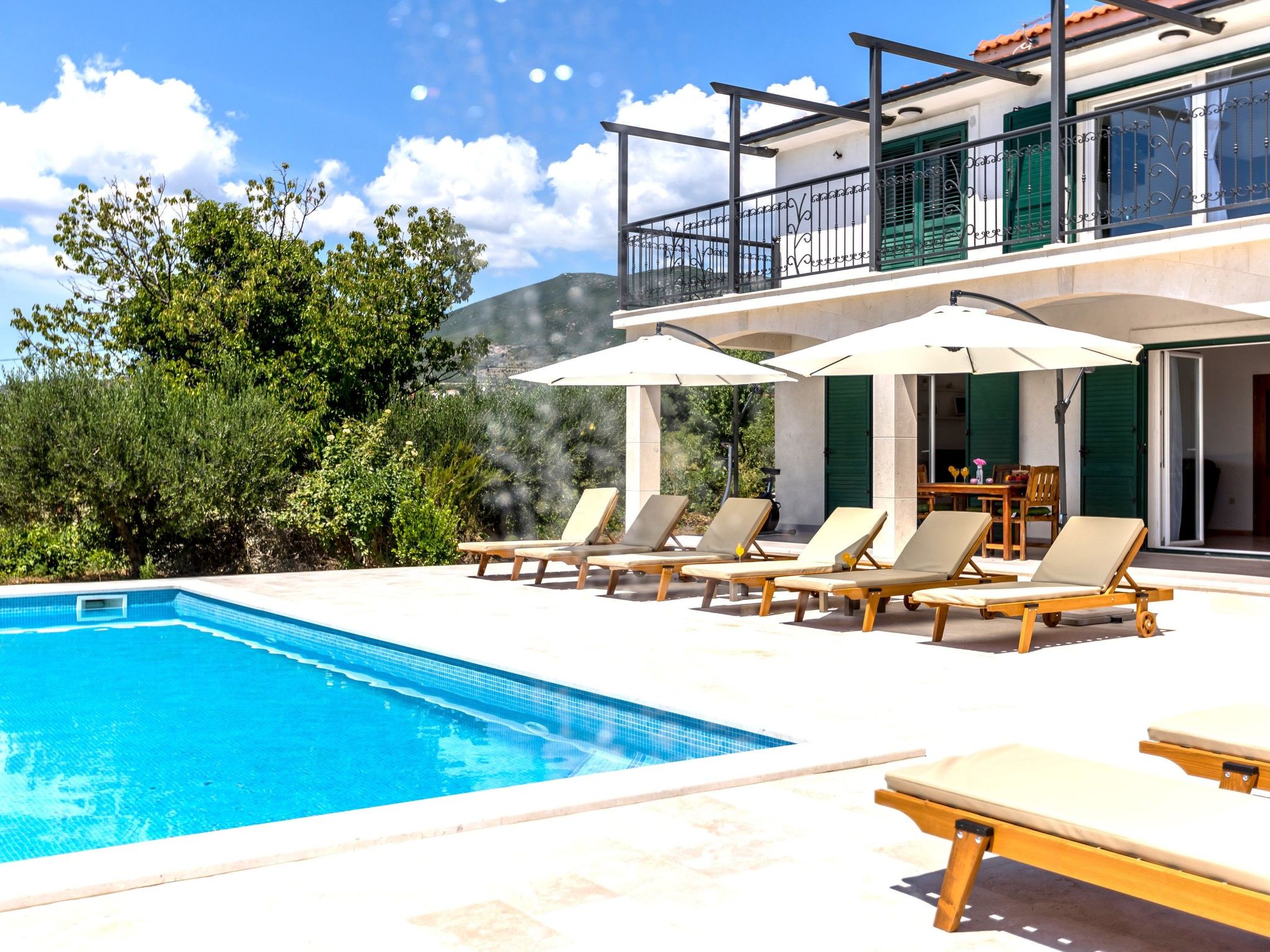 Villa Summertime-Binnen