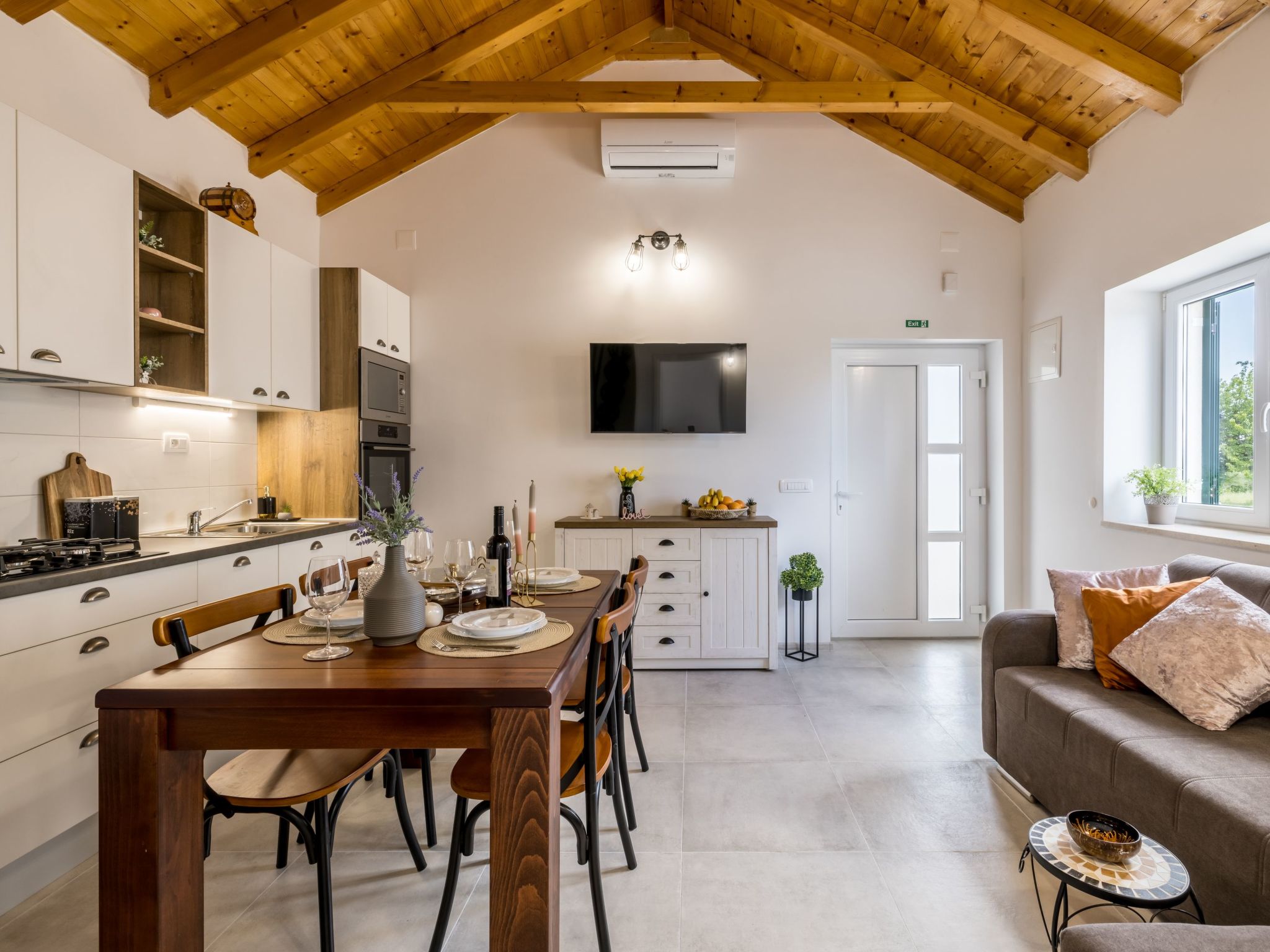 Villa Summertime-Binnen