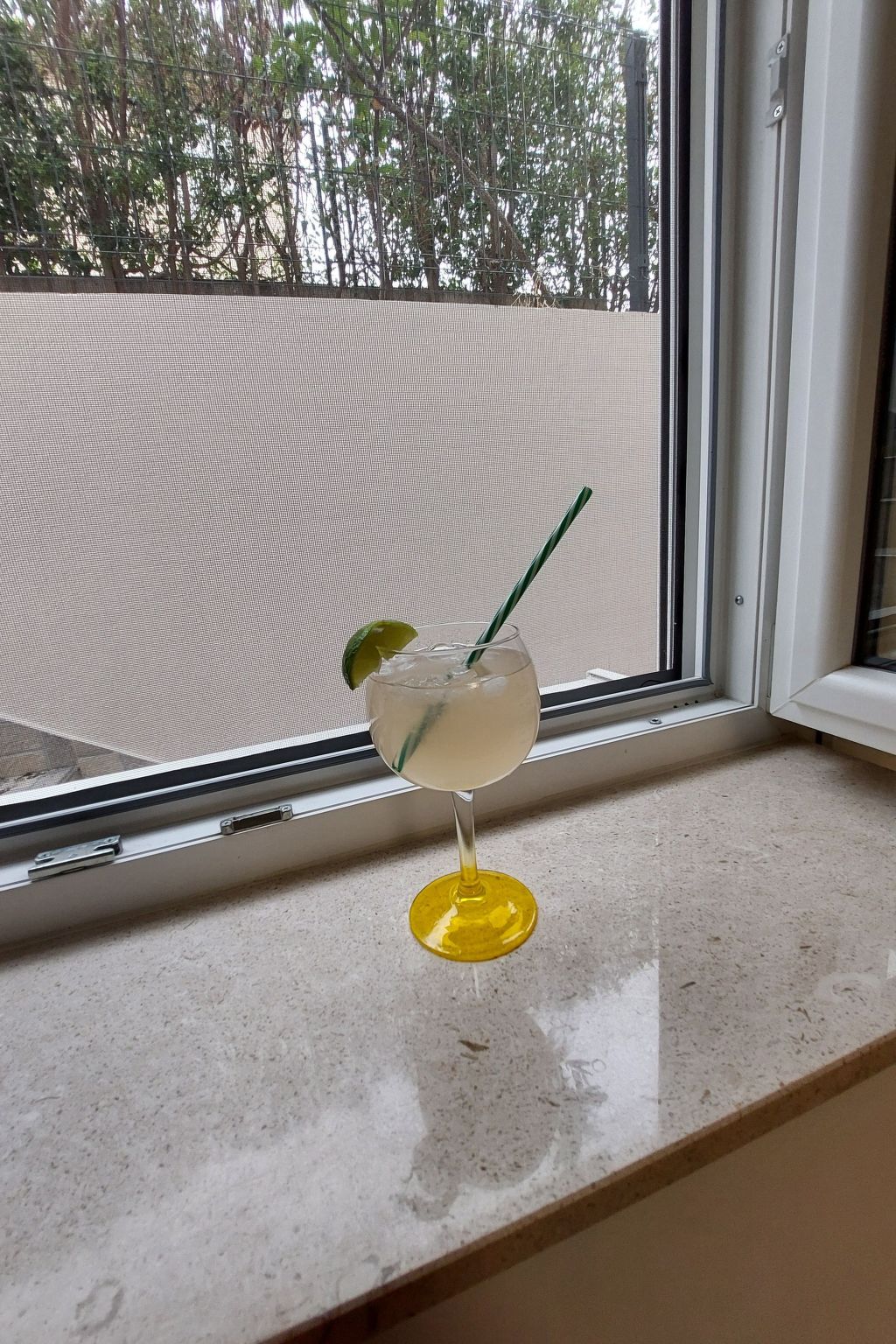 Sonniger Rückzugsort mit Privatparkplatz-Binnen