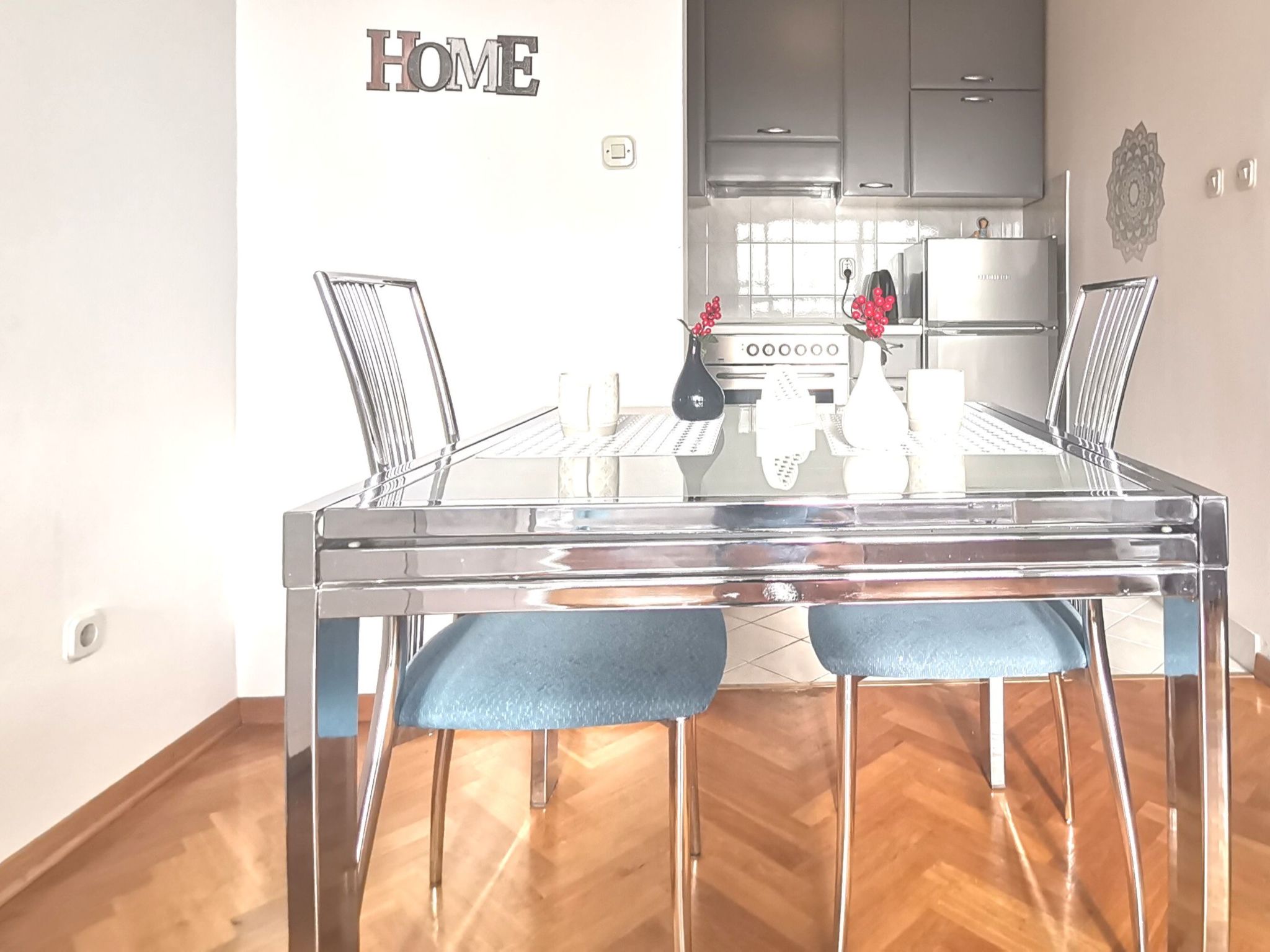 "Plokite" mit Balkon - Image-tags.info