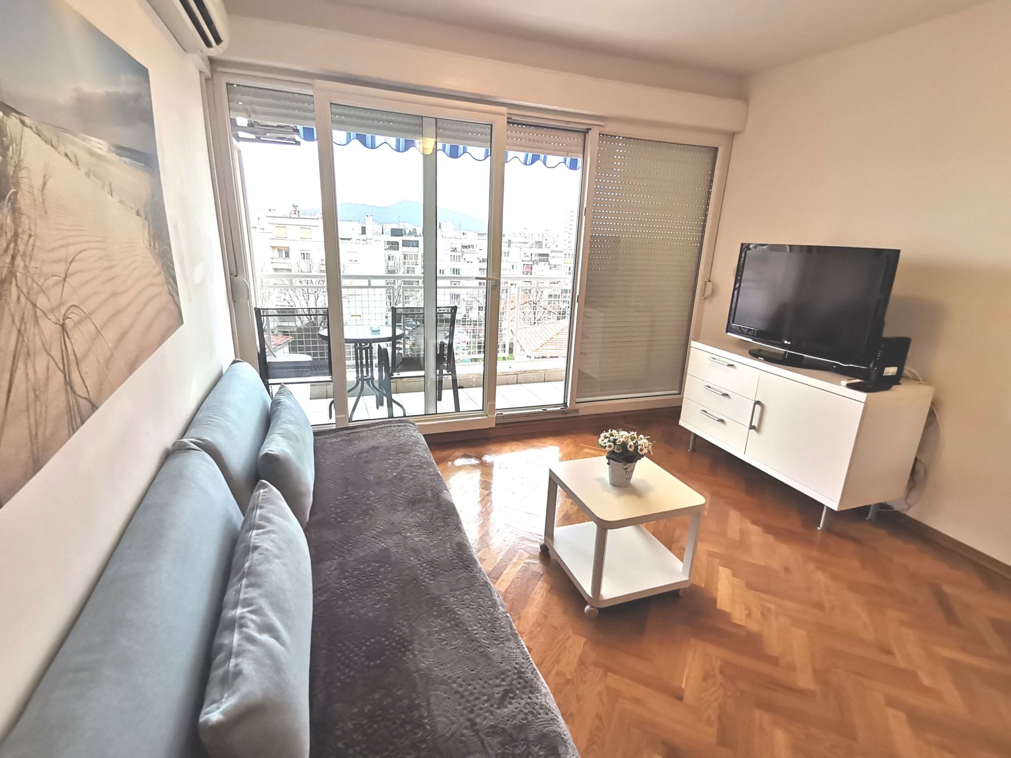 "Plokite" mit Balkon - Image-tags.info