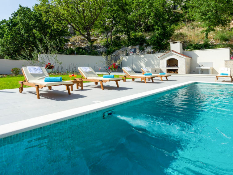 Search and Stay destination Gornje Sitno, Splitsko-dalmatinska županija - Croatia from AU$ 635. Neven