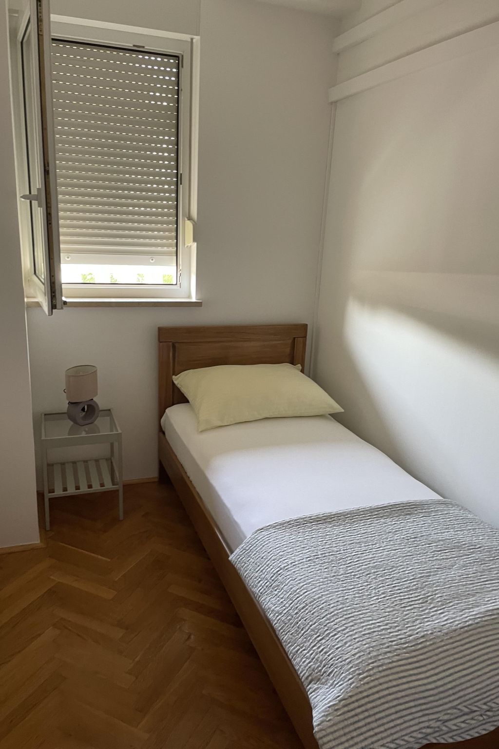 Kinderfreundliches Appartement mit Garten-Dedans