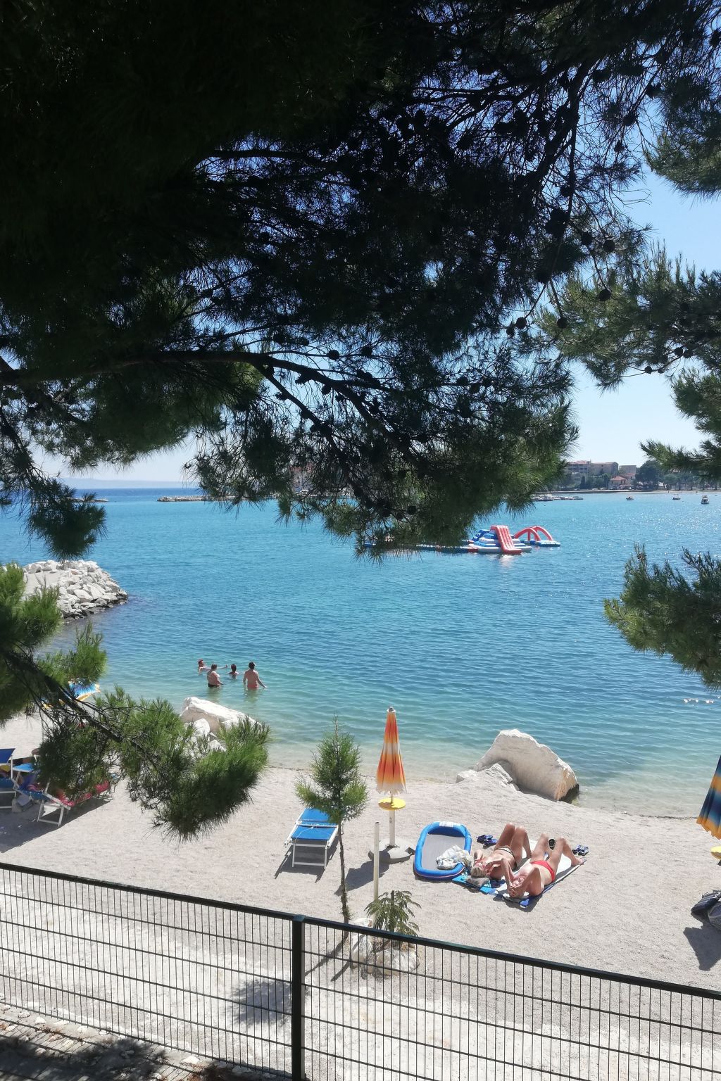 Kinderfreundliches Appartement mit Garten-Dedans