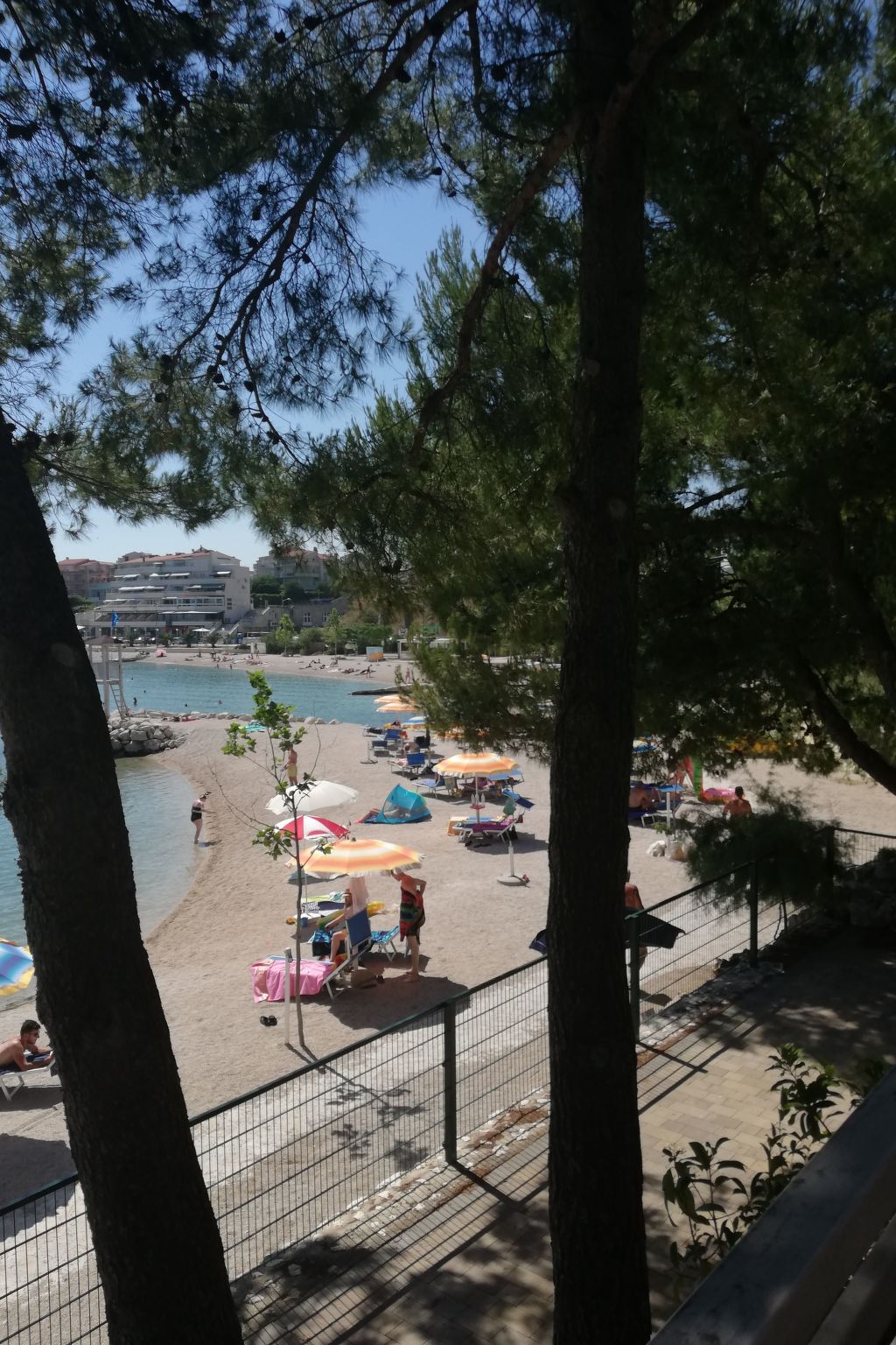 Kinderfreundliches Appartement mit Garten-Dedans