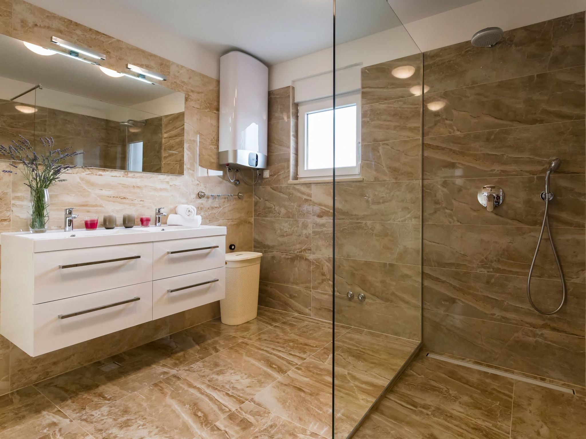 In Stobreč mit privatem Pool-Image-tags.info