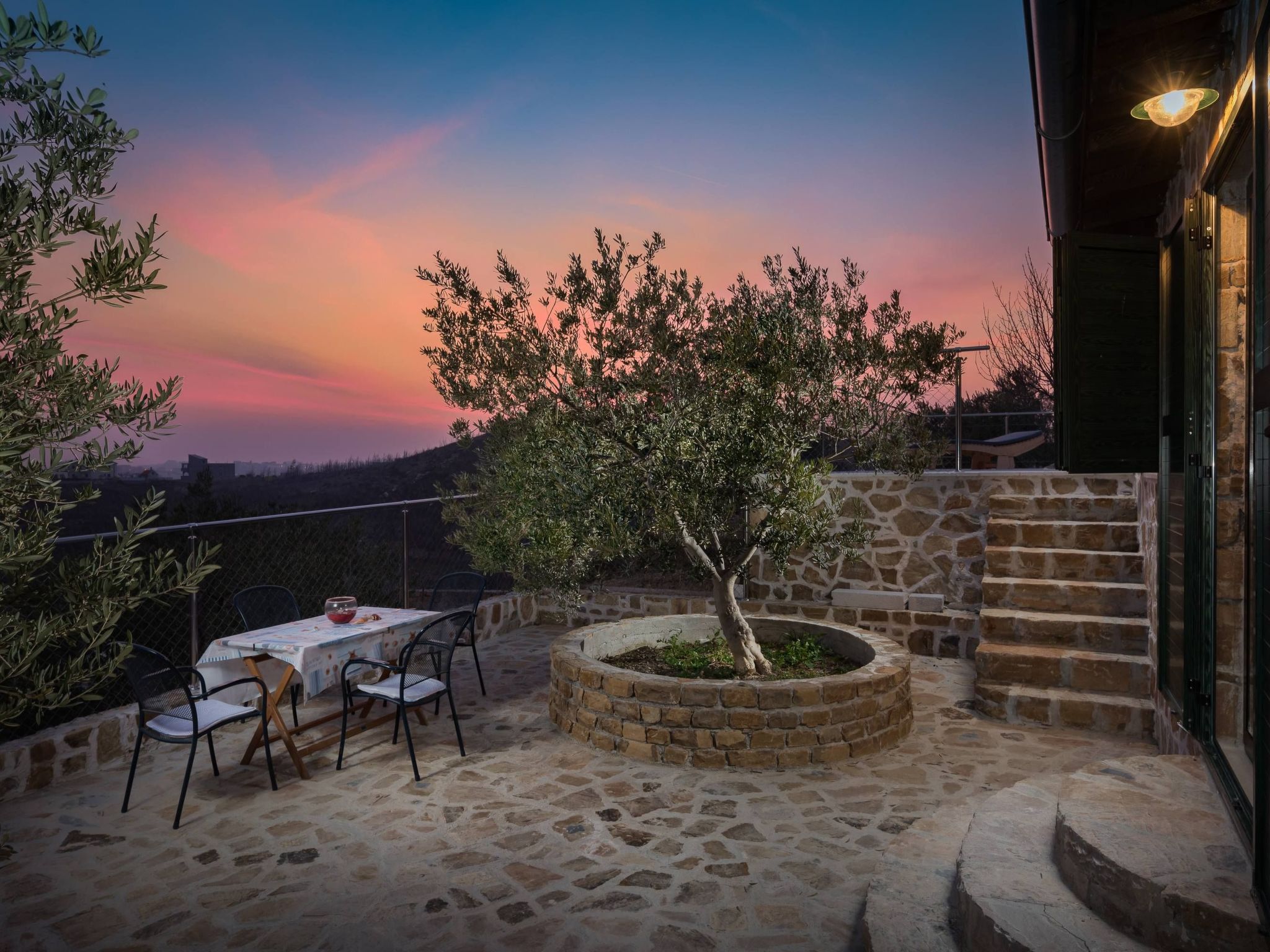 Charmantes Steinhaus mit tollem Panoramablick