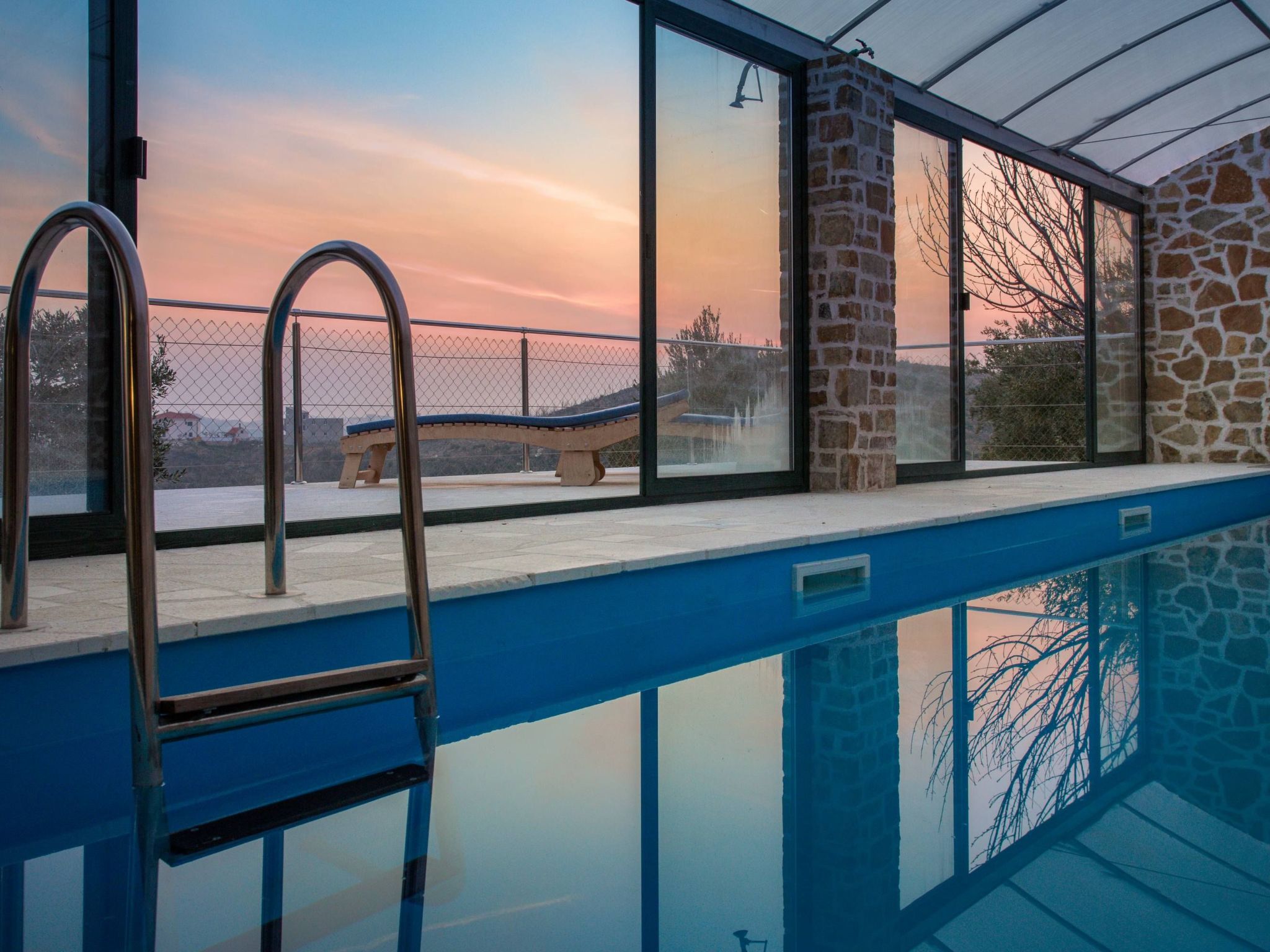 Charmantes Steinhaus mit tollem Panoramablick-Image-tags.info