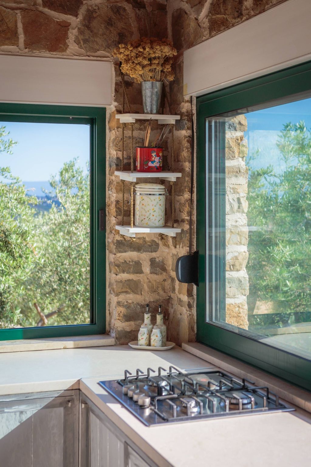 Ferienvilla Kalista mit Pool und tollem Ausblick-Drinnen