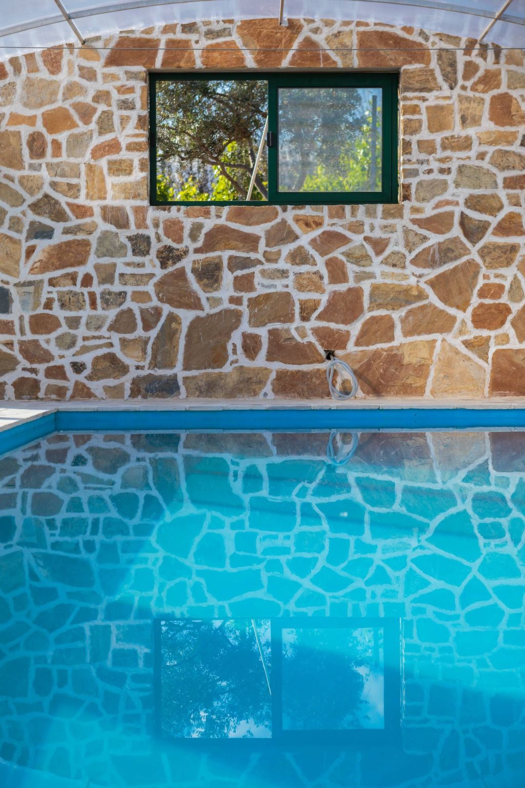 Ferienvilla Kalista mit Pool und tollem Ausblick-Drinnen